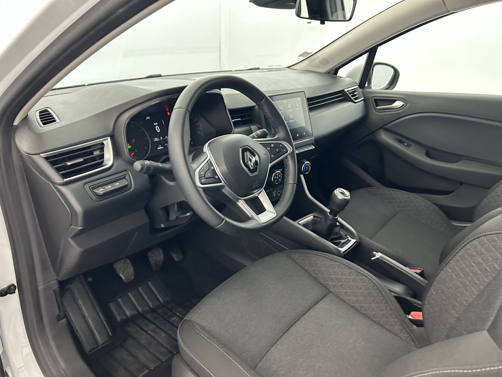 Vente en ligne Renault Clio 5 Clio SCe 65 - 21N au prix de 12 991 €