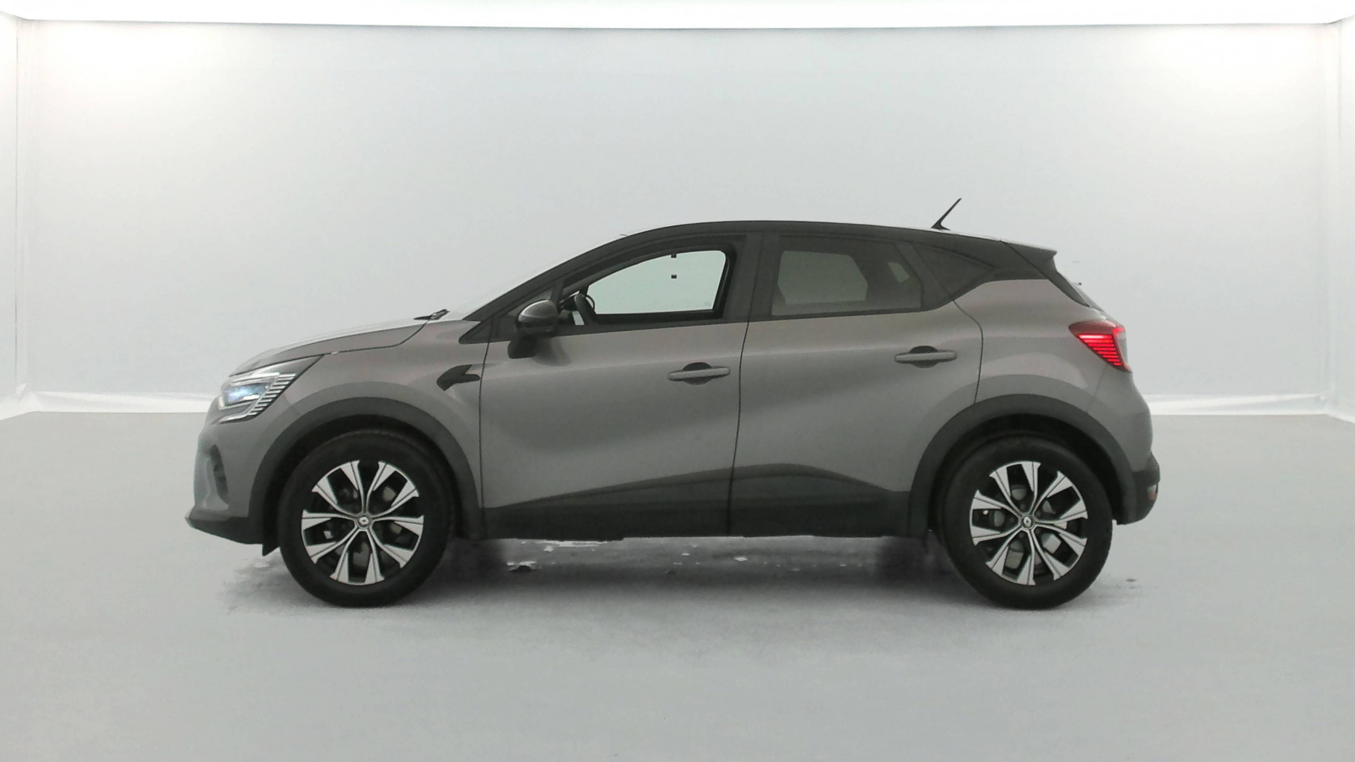 Vente en ligne Renault Captur  TCe 100 GPL au prix de 17 990 €