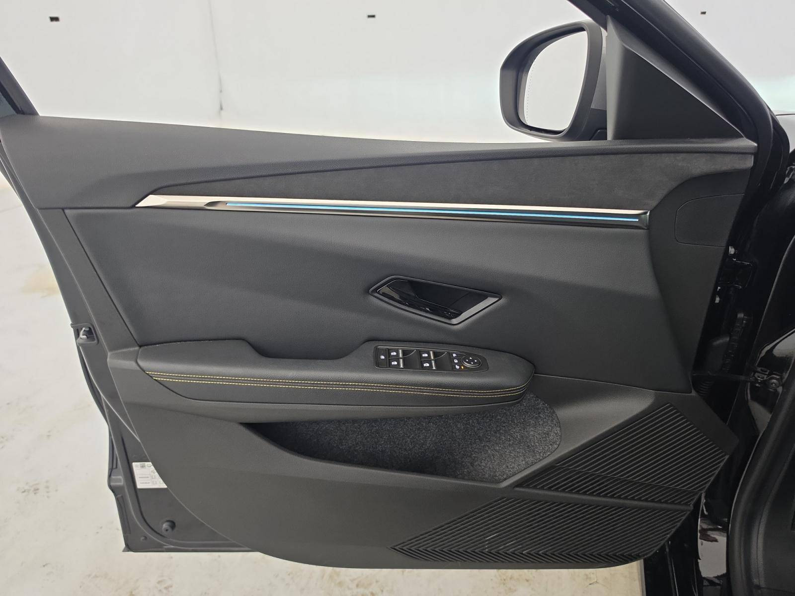 Vente en ligne Renault Megane E-Tech  EV60 220 ch super charge au prix de 25 990 €