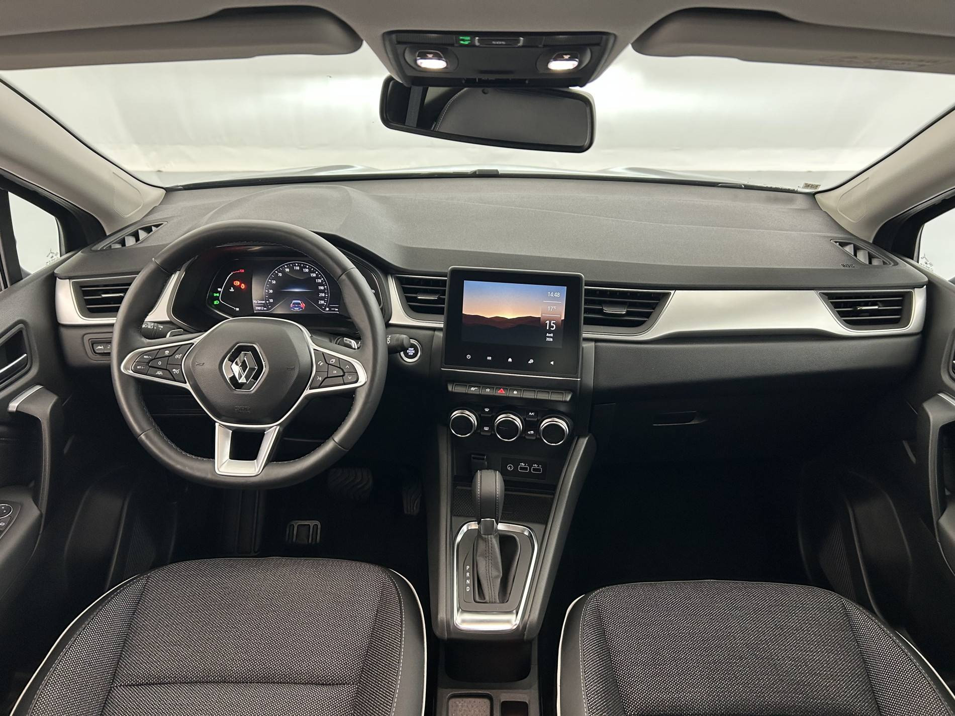 Vente en ligne Renault Captur  mild hybrid 160 EDC au prix de 20 490 €