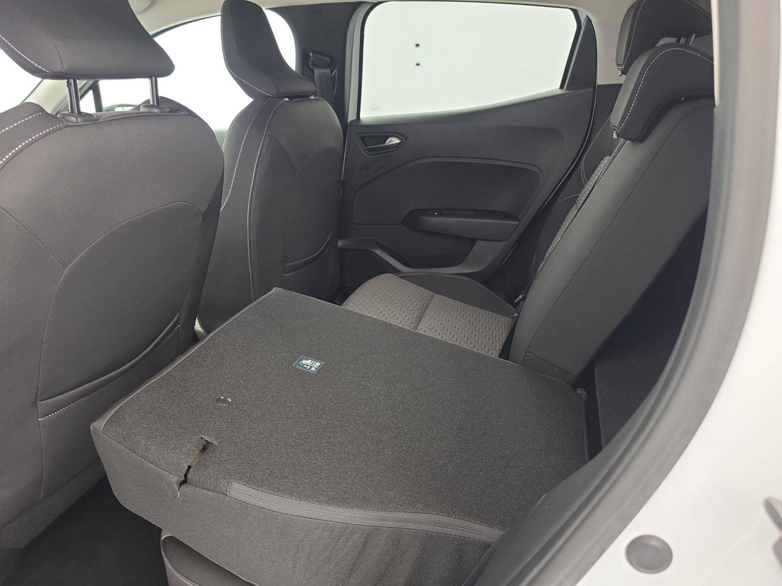 Vente en ligne Renault Clio 5 Clio TCe 90 au prix de 14 790 €