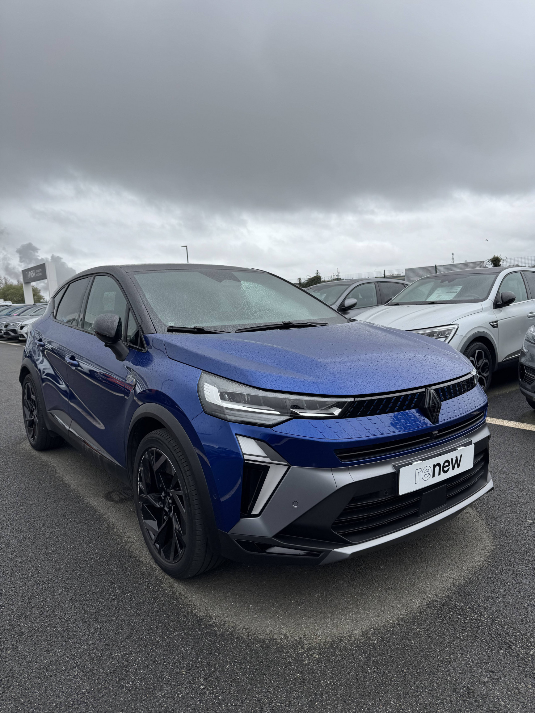 Renault Captur  E-Tech full hybrid 145 ch occasion de 2024 en vente à Lorient