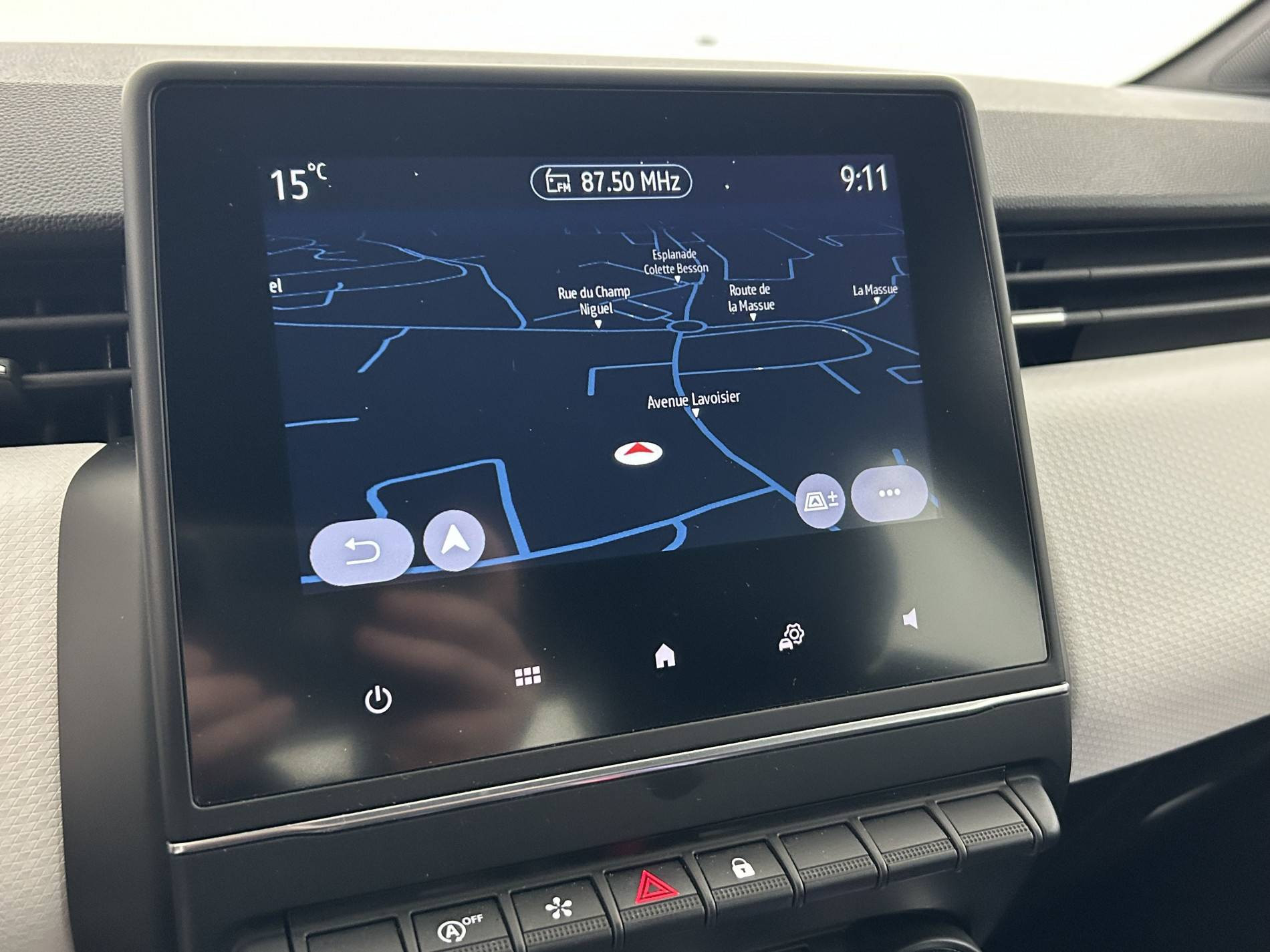 Vente en ligne Renault Clio 5 Clio Blue dCi 100 - 21N au prix de 15 290 €