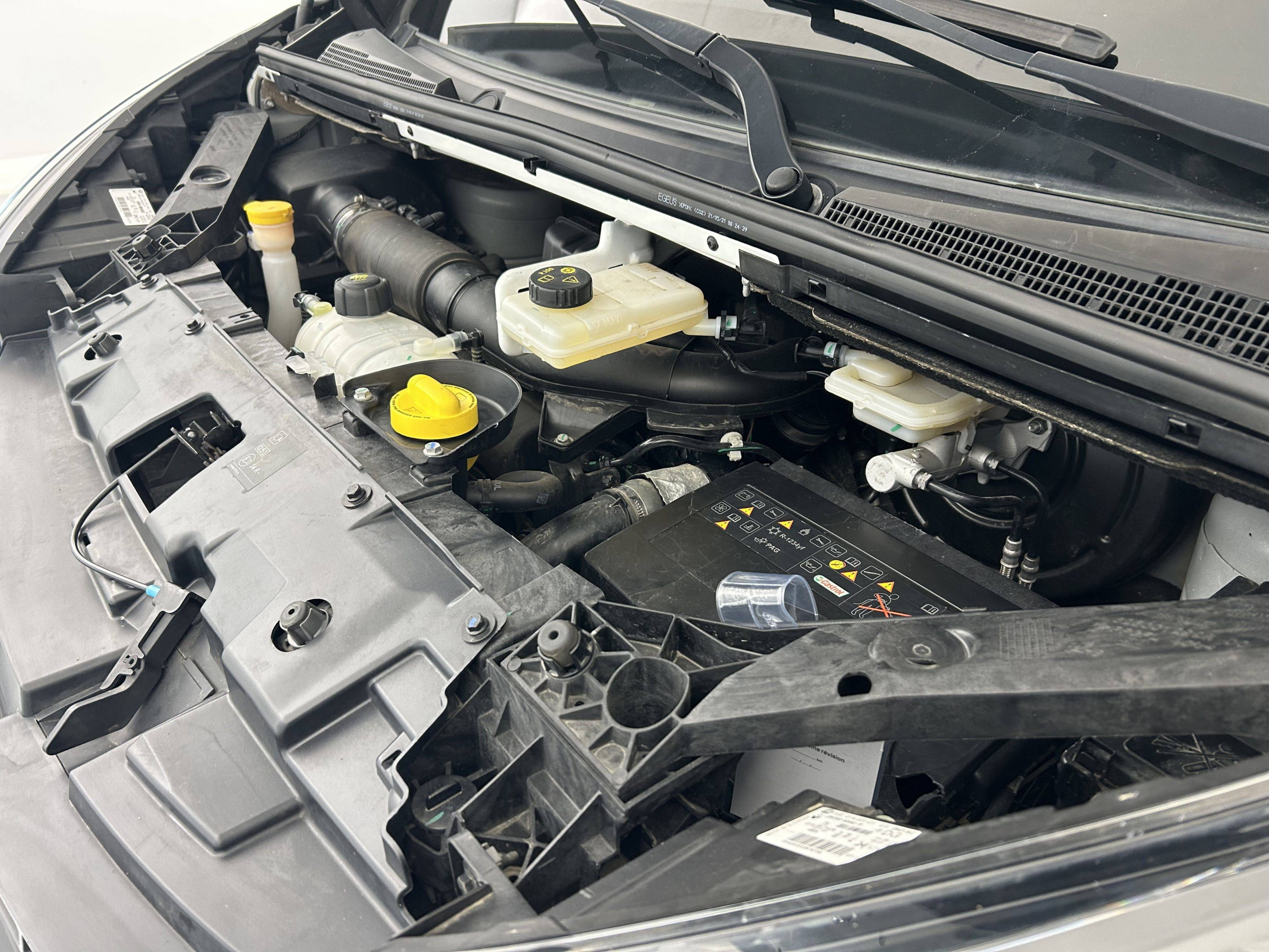 Vente en ligne Renault Trafic 3 Fourgon TRAFIC FGN L1H1 1000 KG DCI 120 au prix de 19 490 €