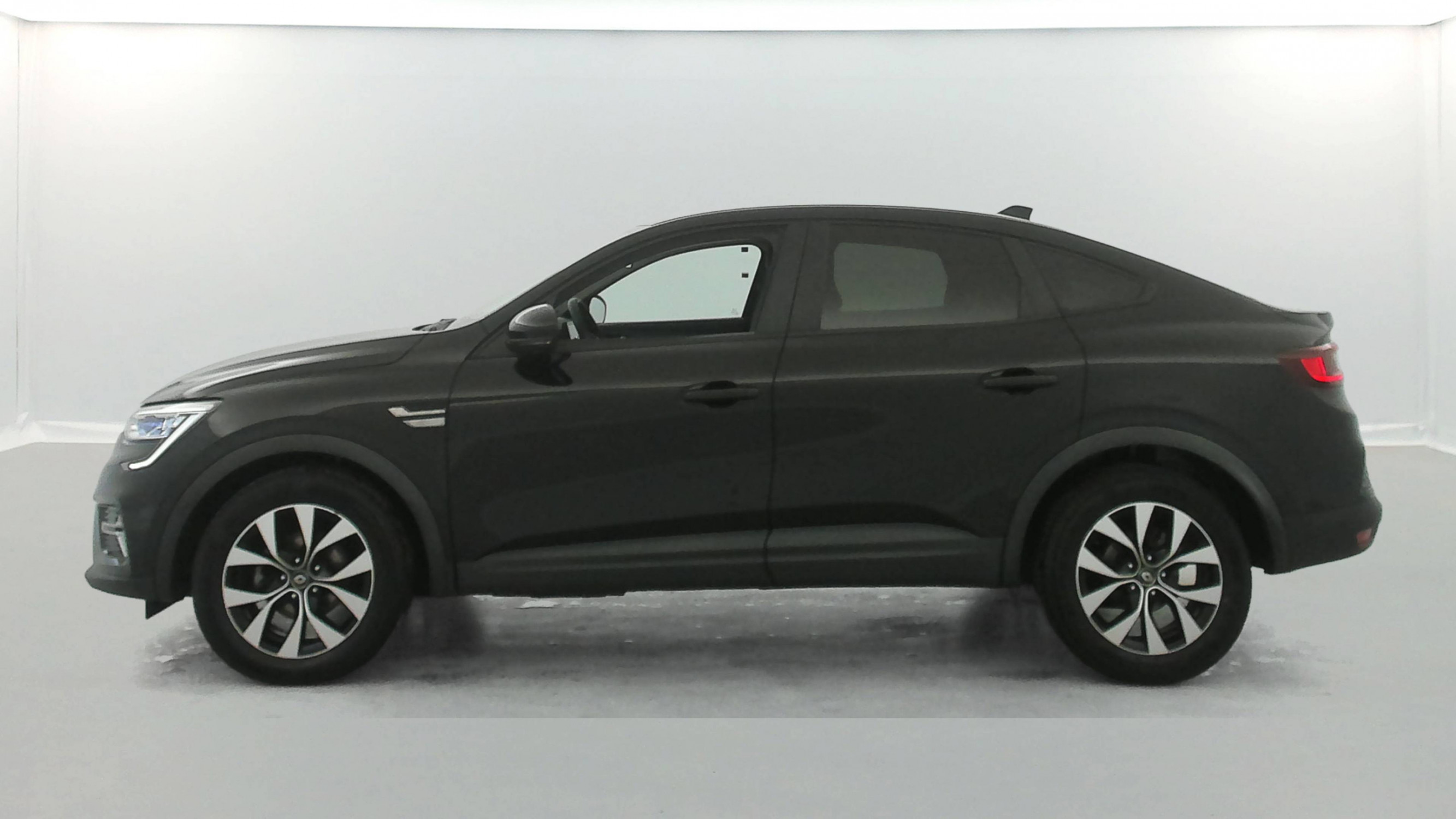 Vente en ligne Renault Arkana  mild hybrid 140 EDC FAP - 22 au prix de 19 990 €