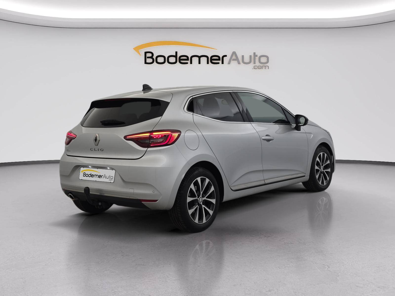 Vente en ligne Renault Clio 5 Clio TCe 90 au prix de 15 900 €