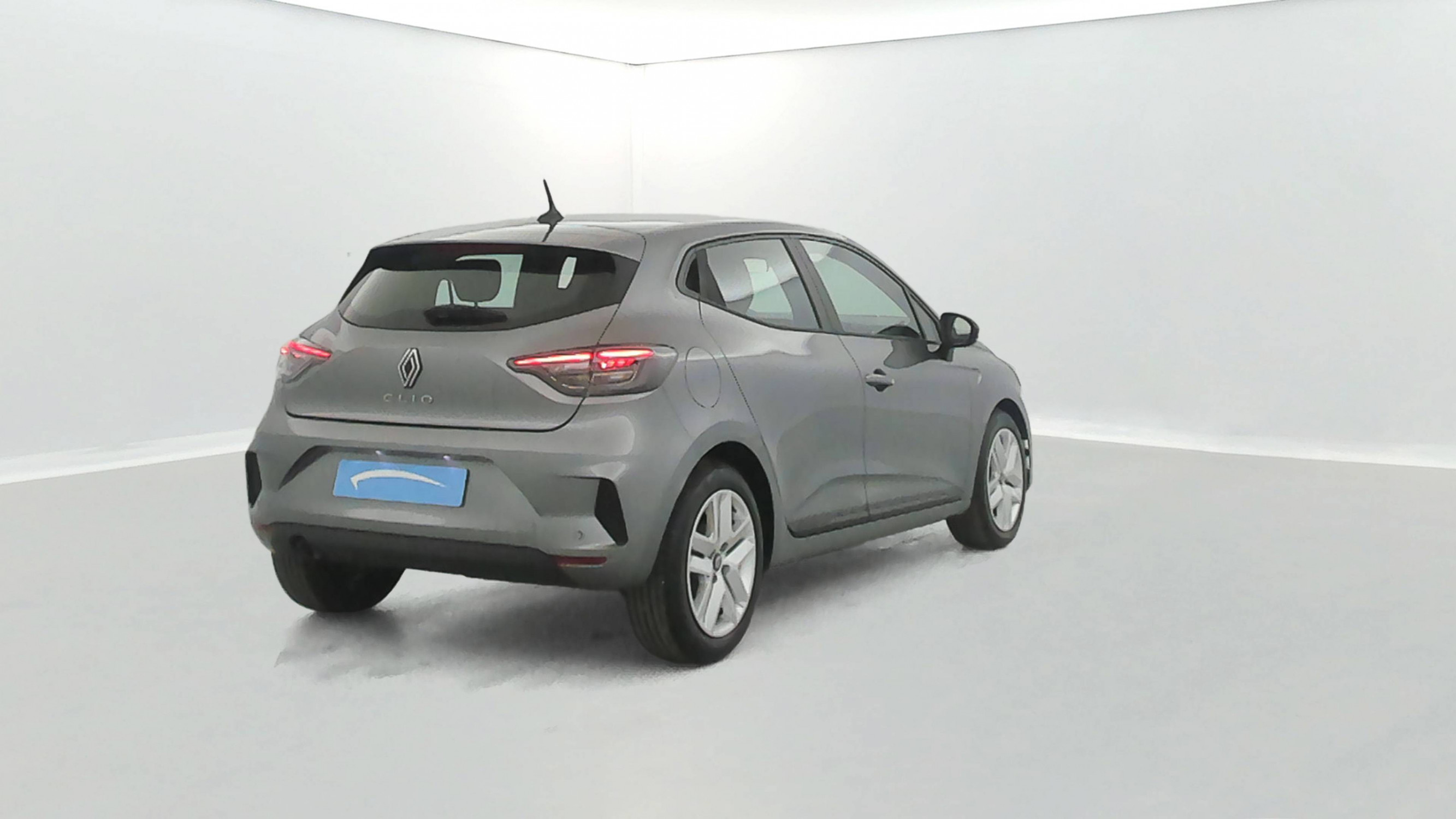 Vente en ligne Renault Clio 5 Clio TCe 90 au prix de 15 350 €