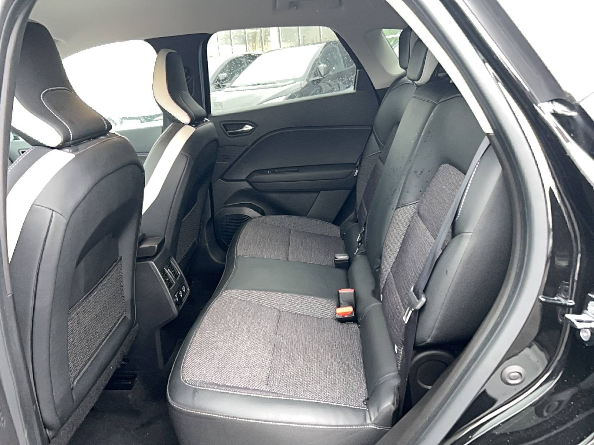 Vente en ligne Renault Captur  E-Tech 145 - 21 au prix de 19 390 €