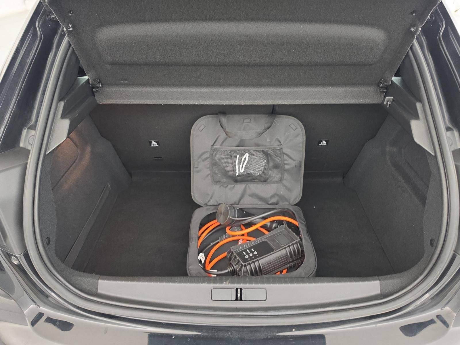 Vente en ligne Peugeot E-208  50 kWh 136ch au prix de 15 900 €