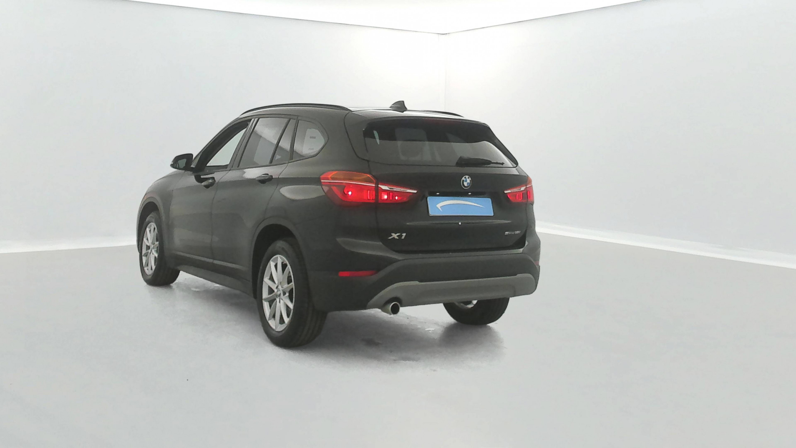 Vente en ligne Bmw X1 X1 sDrive 18i 140 ch au prix de 17 990 €