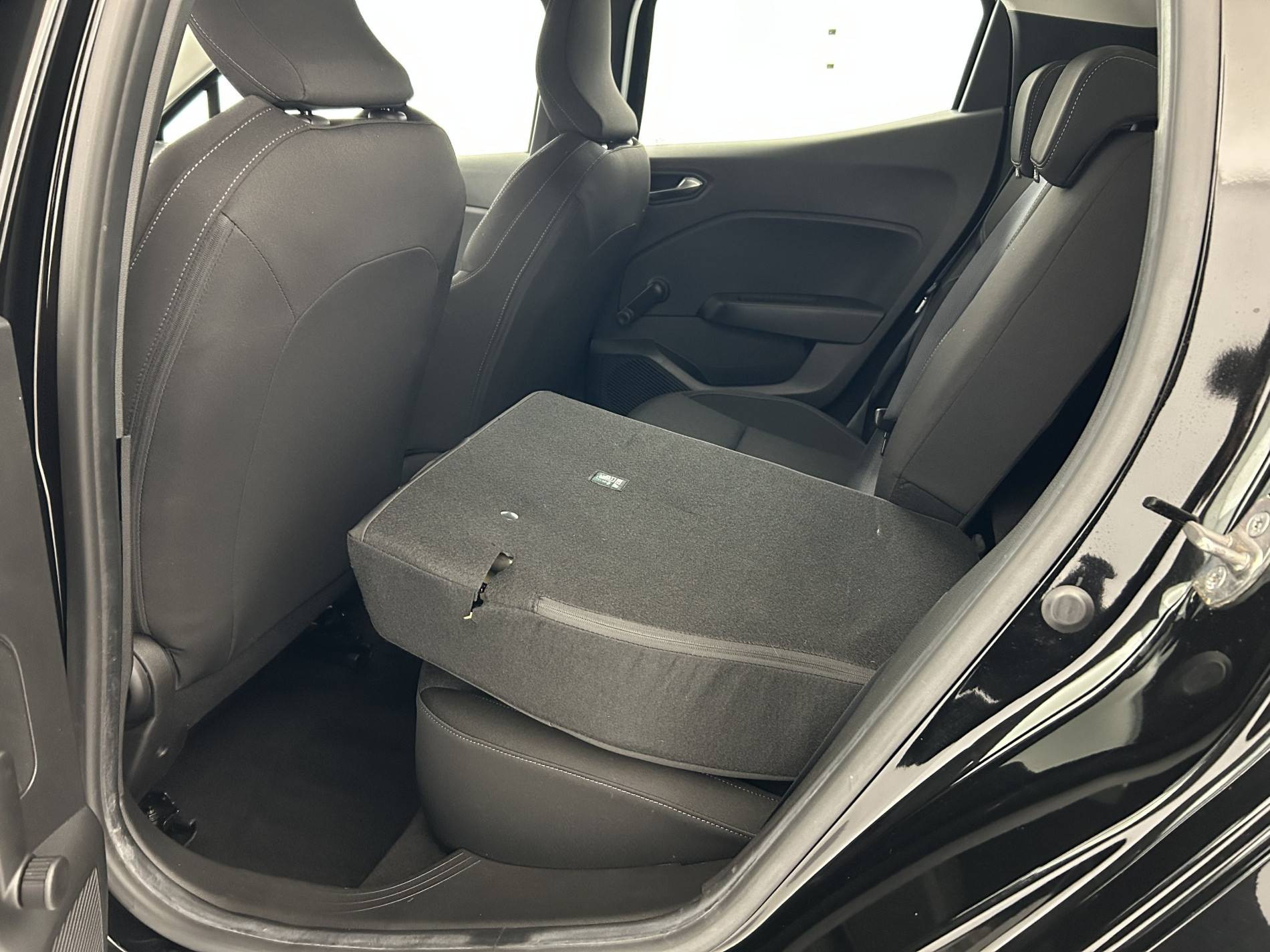 Vente en ligne Renault Clio 5 Clio TCe 90 au prix de 13 990 €