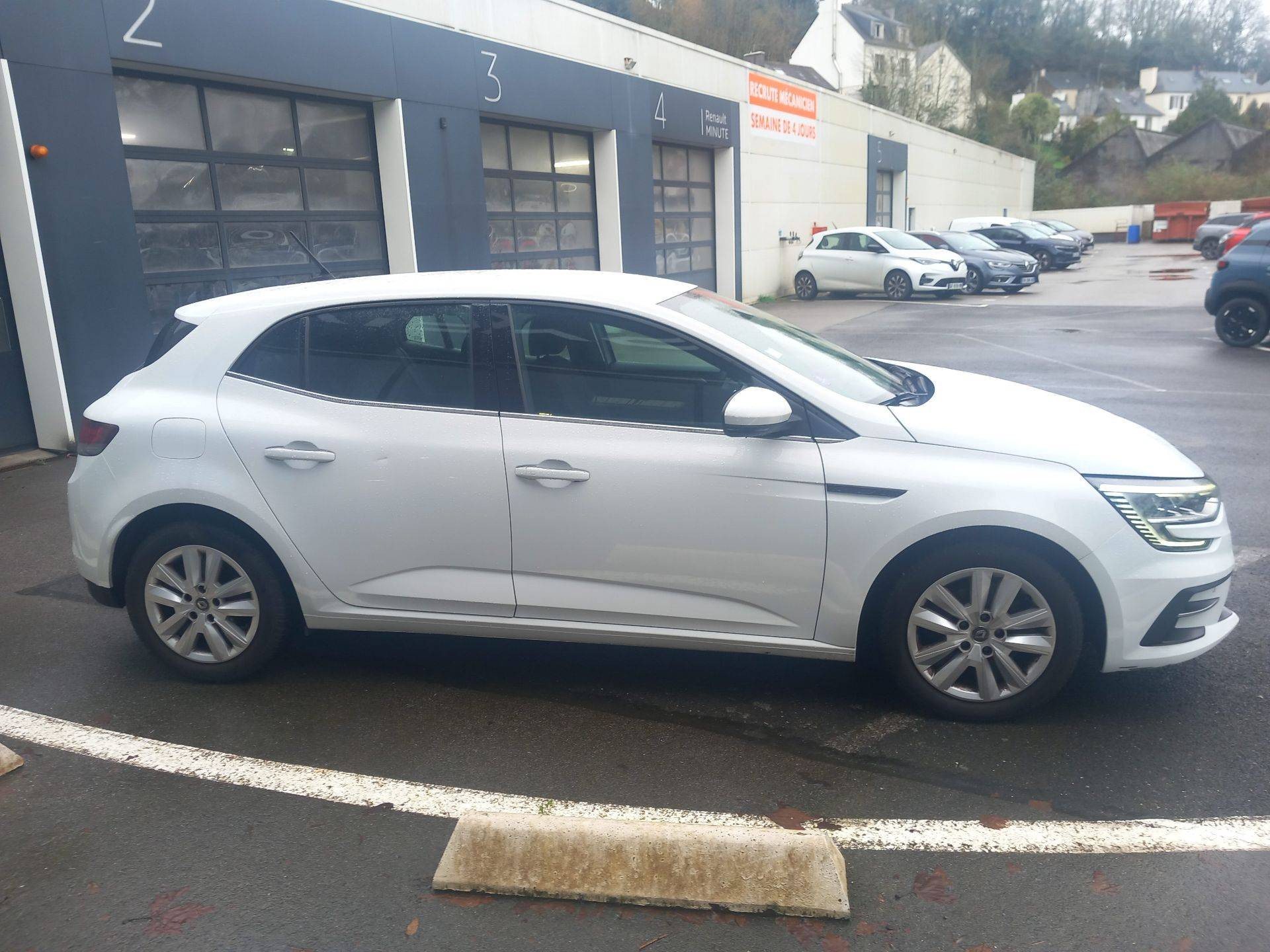Vente en ligne Renault Megane 4 Mégane IV Berline TCe 115 FAP au prix de 13 490 €