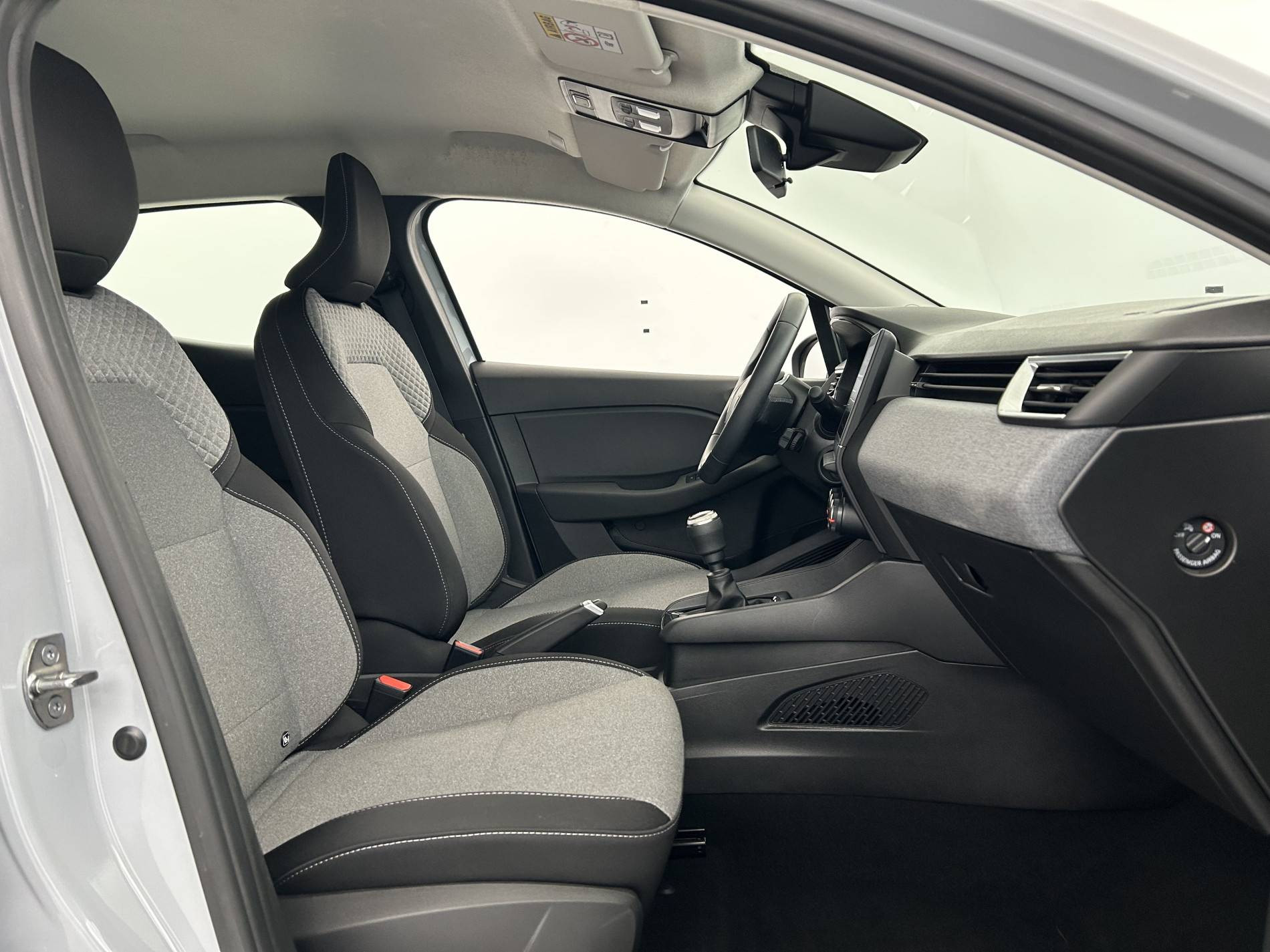 Vente en ligne Renault Clio 5 Clio TCe 90 au prix de 15 490 €