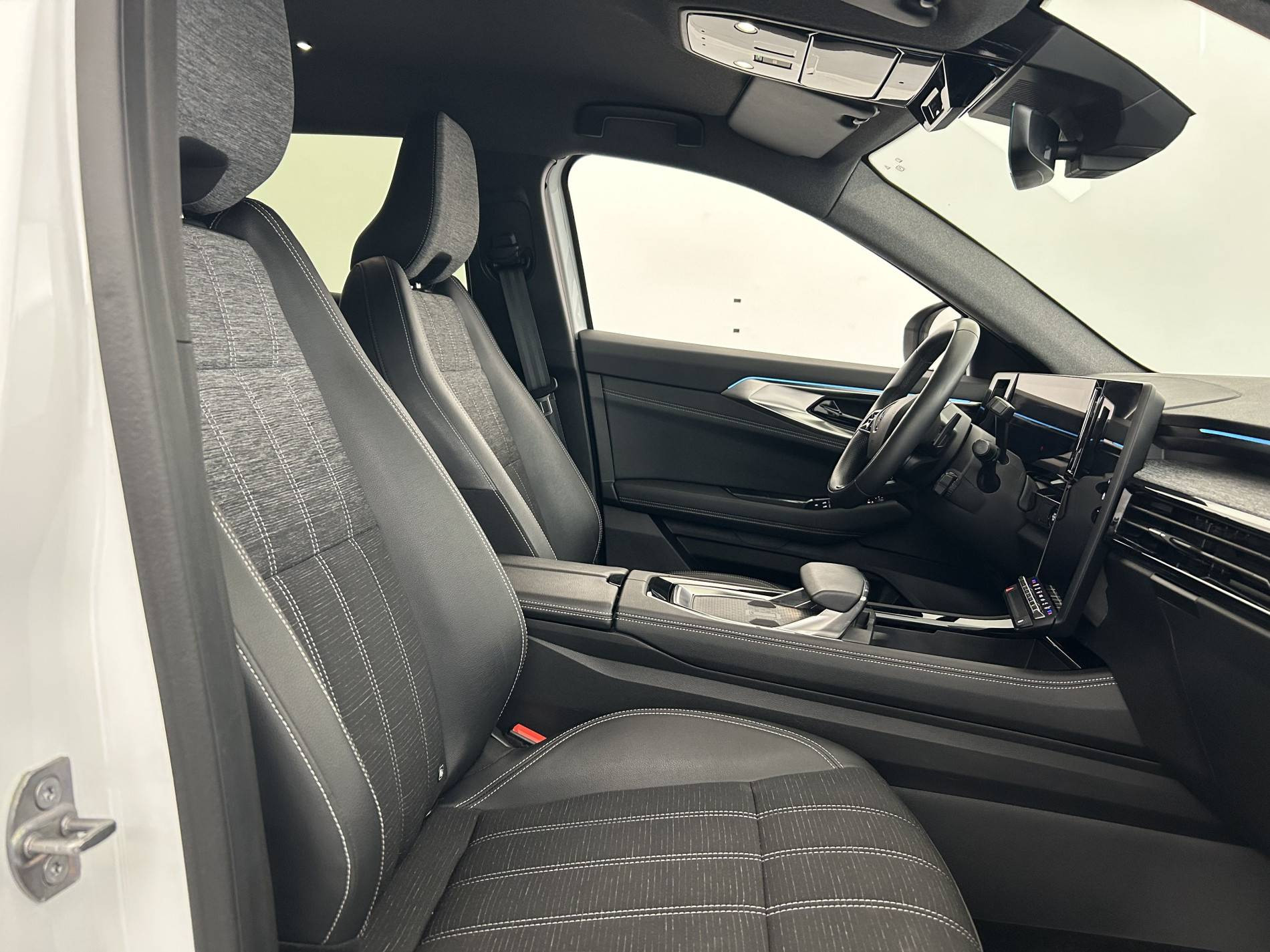 Vente en ligne Renault Austral  E-Tech hybrid 200 au prix de 27 990 €