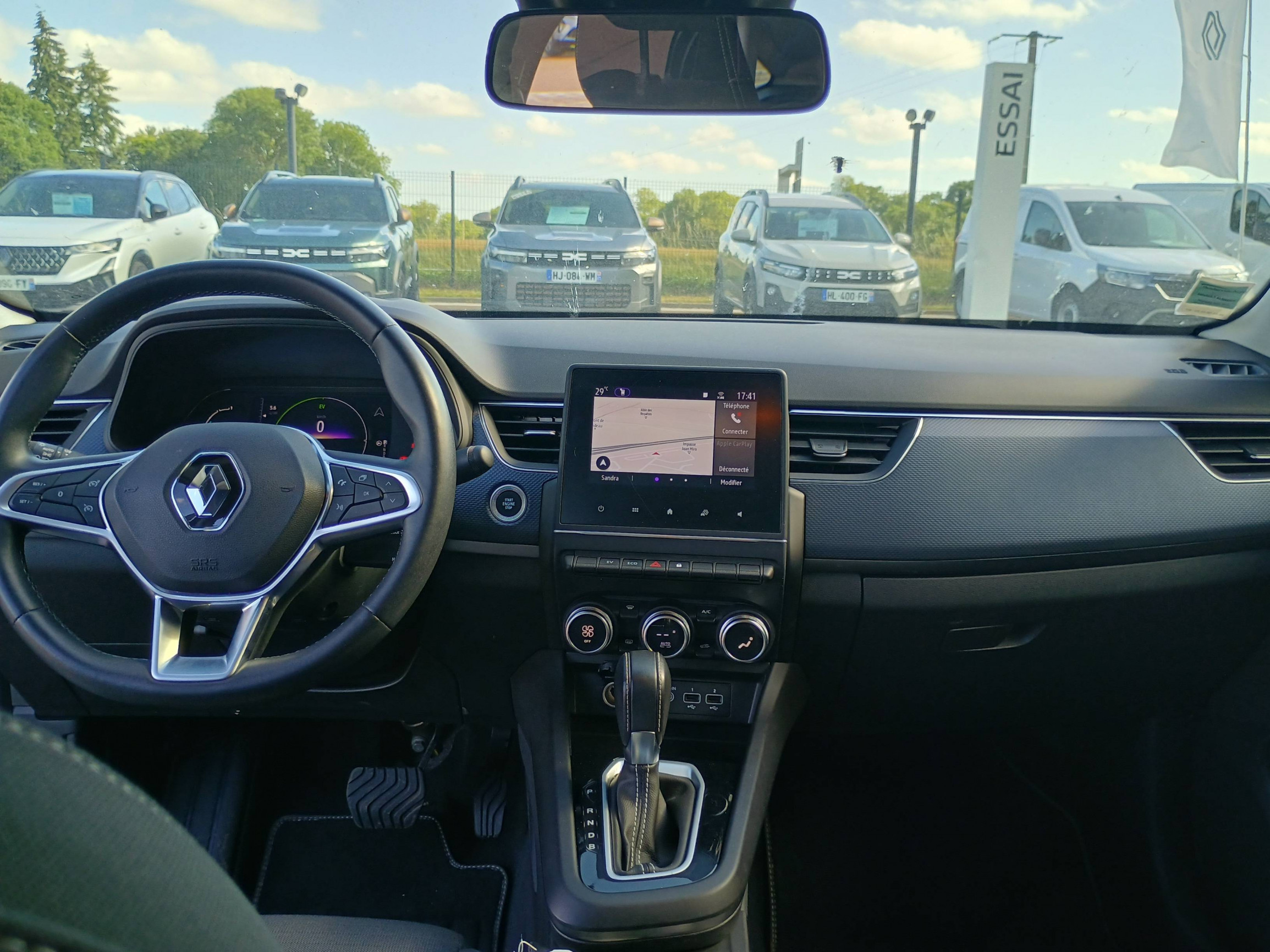 Vente en ligne Renault Arkana  E-Tech hybride 145 - 22 au prix de 21 991 €