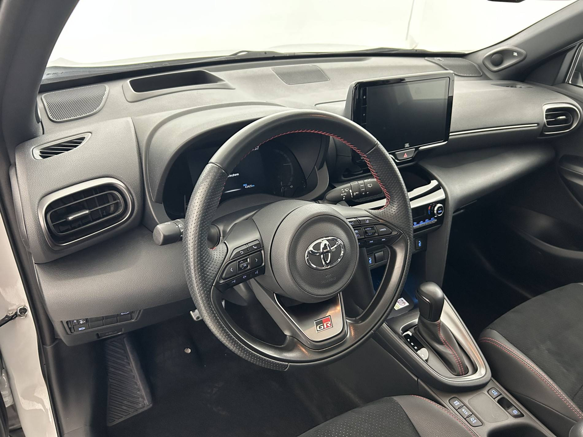 Vente en ligne Toyota Yaris Cross  116h 2WD au prix de 23 490 €