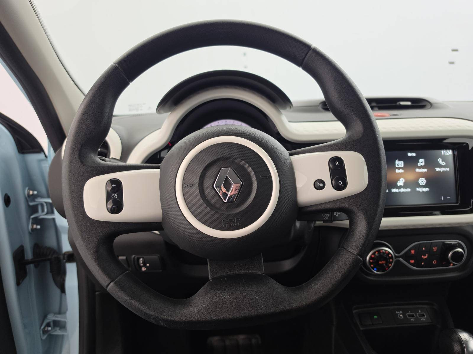 Vente en ligne Renault Twingo Electrique Twingo III E-Tech au prix de 11 990 €