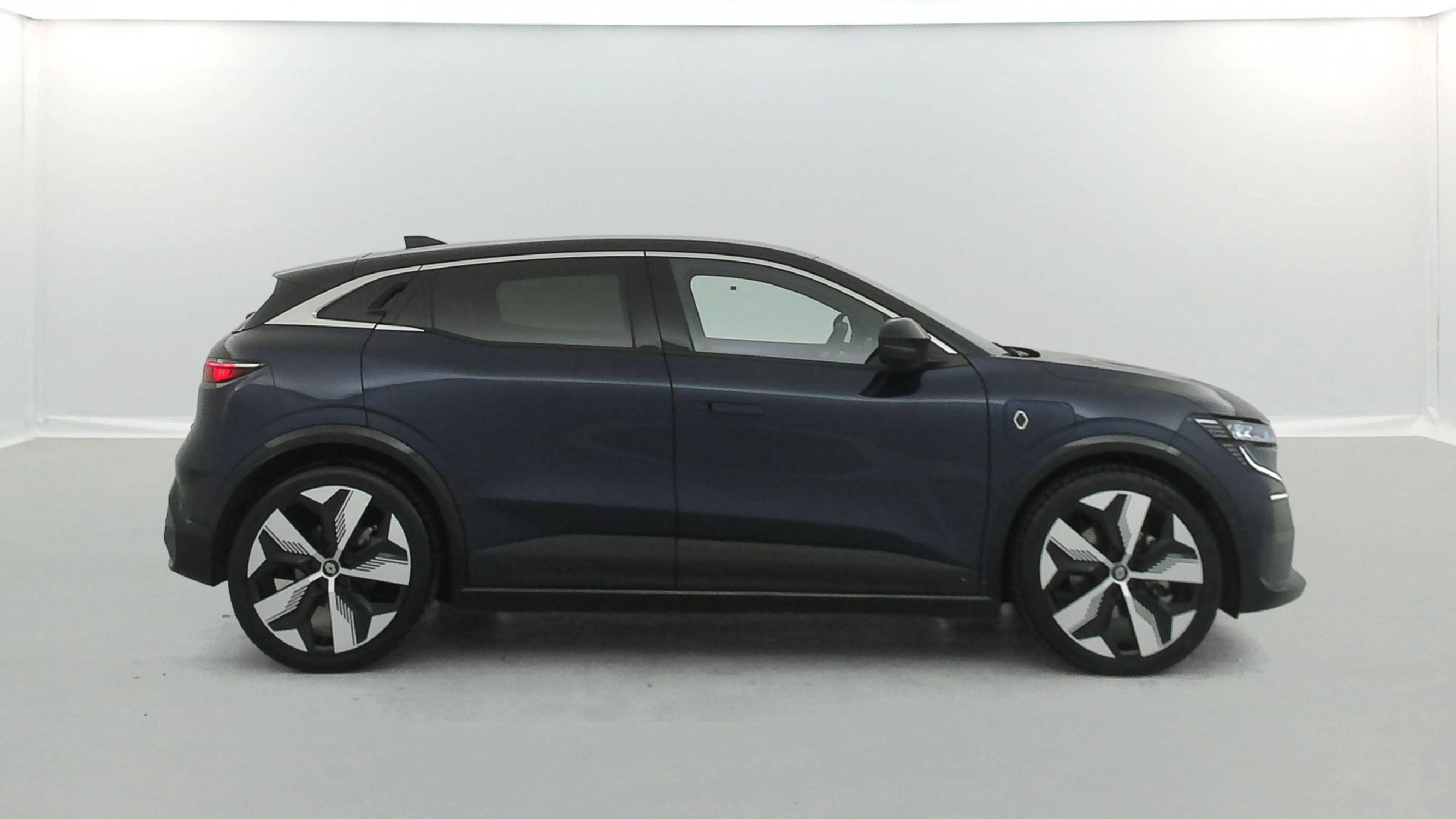 Vente en ligne Renault Megane E-Tech  220 ch autonomie confort GSR2 au prix de 29 490 €