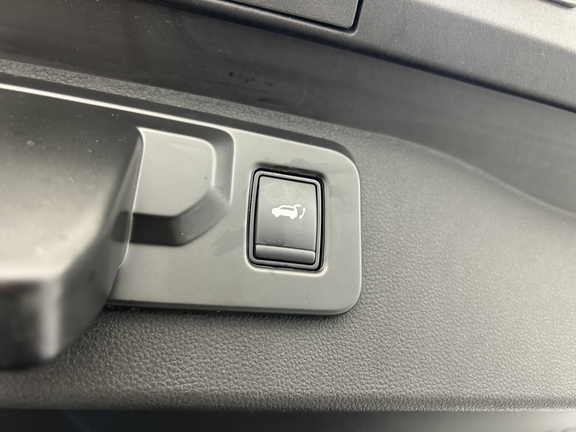 Vente en ligne Renault Scenic E-Tech  220 ch grande autonomie au prix de 40 990 €
