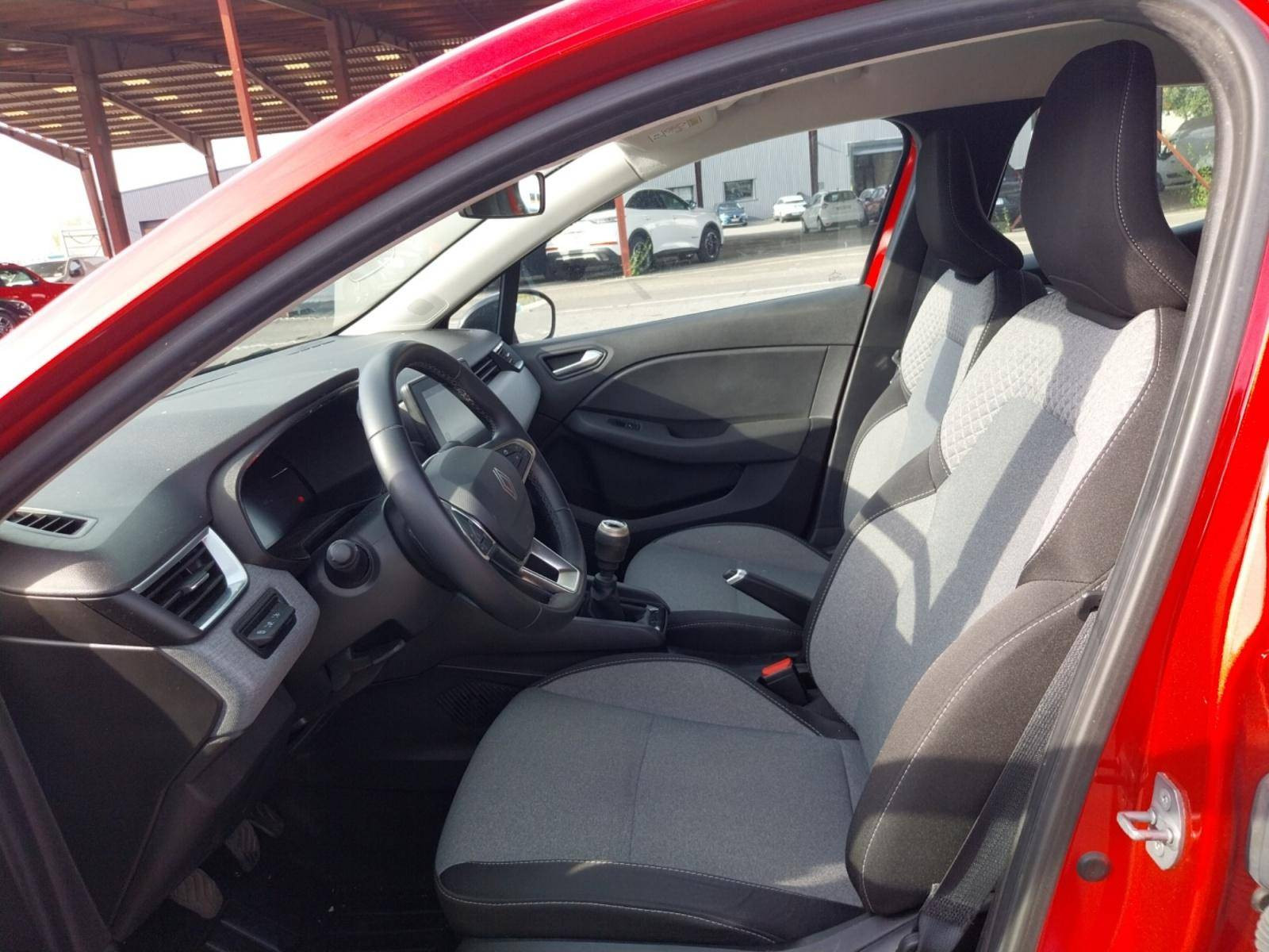 Vente en ligne Renault Clio 5 Clio Blue dCi 100 au prix de 14 890 €