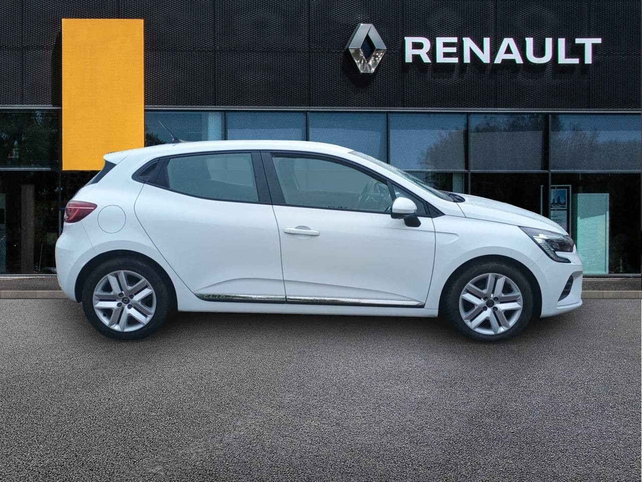 Vente en ligne Renault Clio 5 Clio TCe 100 GPL - 21N au prix de 13 480 €