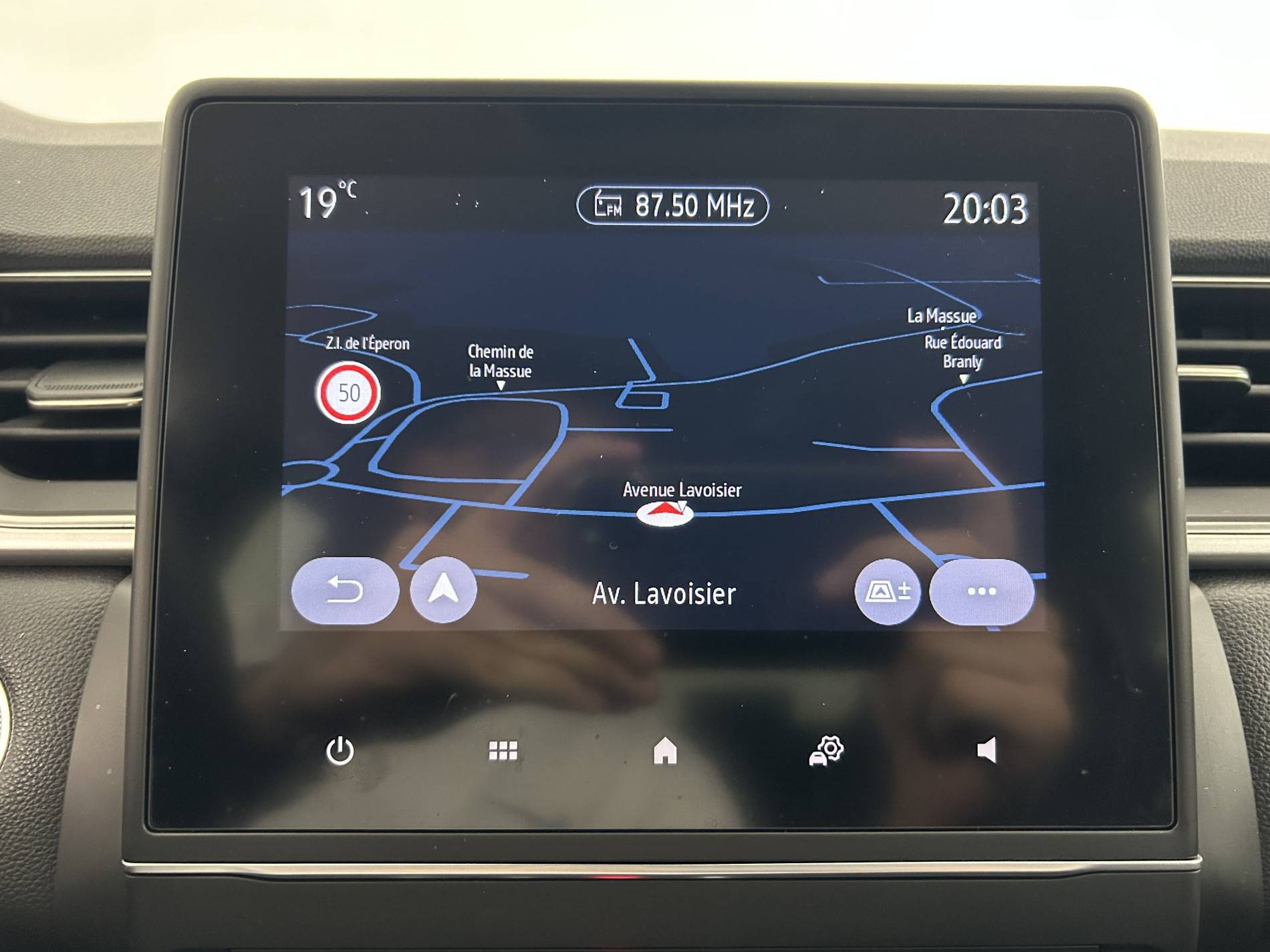 Vente en ligne Renault Captur  mild hybrid 140 au prix de 17 990 €