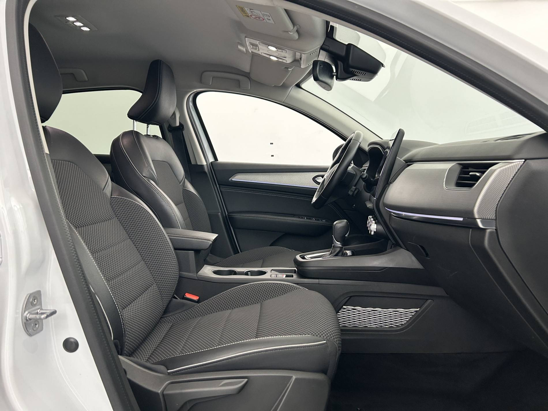 Vente en ligne Renault Arkana  E-Tech 145 - 21B au prix de 16 890 €