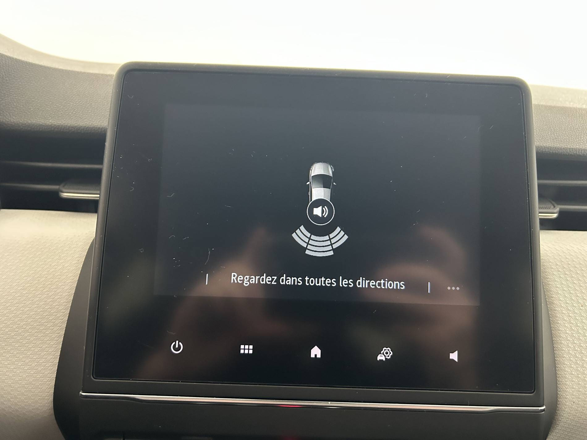 Vente en ligne Renault Clio 5 Clio TCe 90 au prix de 14 990 €