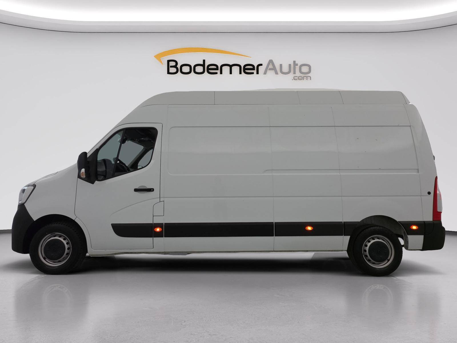 Vente en ligne Renault Master Fourgon MASTER FGN TRAC F3500 L3H3 BLUE DCI 135 au prix de 26 890 €