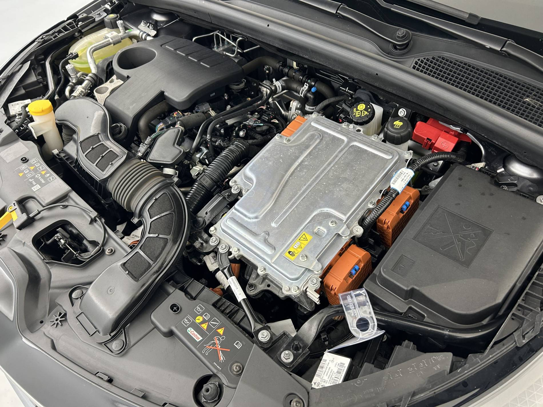 Vente en ligne Renault Clio 5 Clio E-Tech full hybrid 145 au prix de 18 390 €