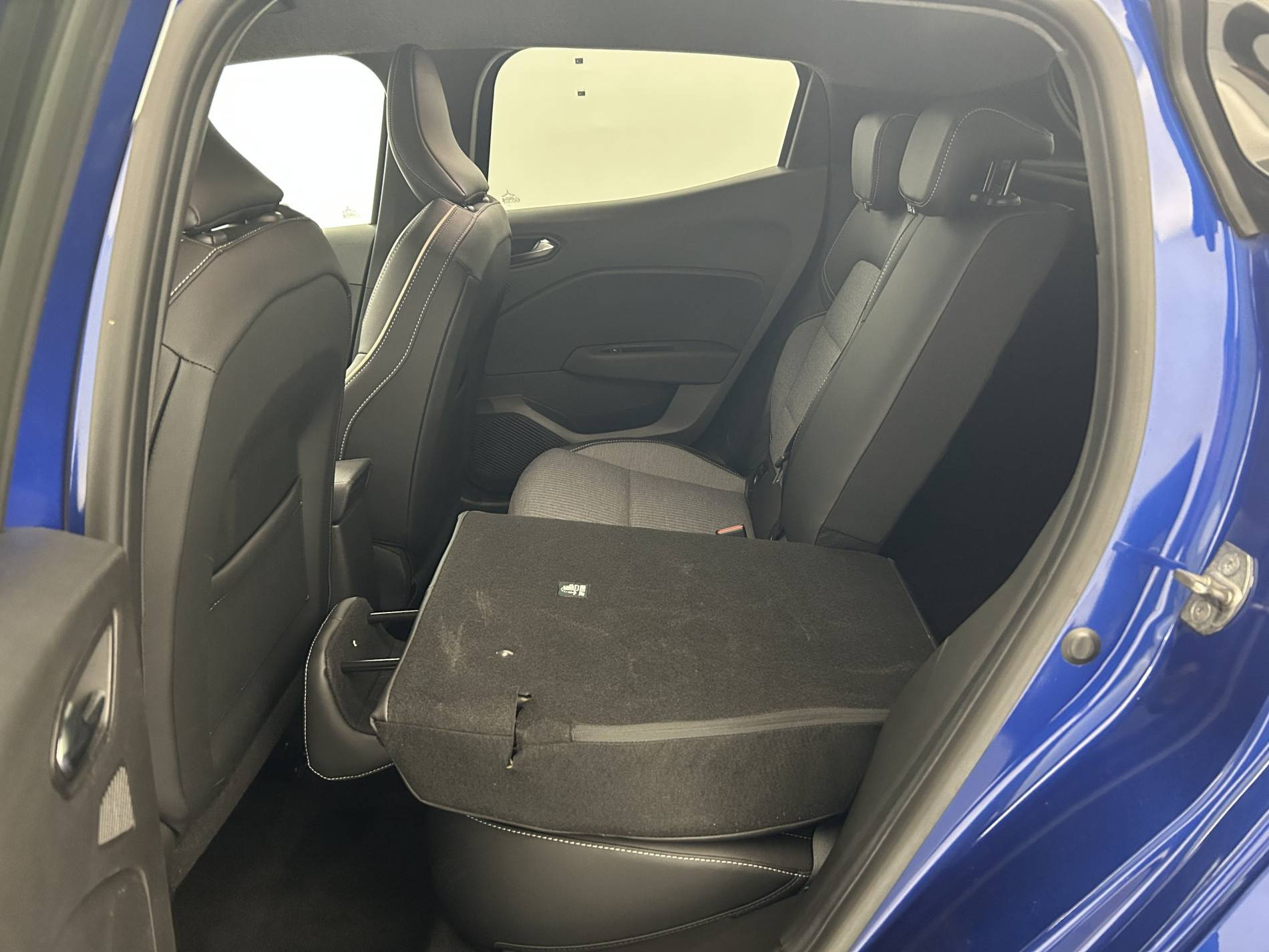 Vente en ligne Renault Clio 5 Clio TCe 90 au prix de 15 990 €