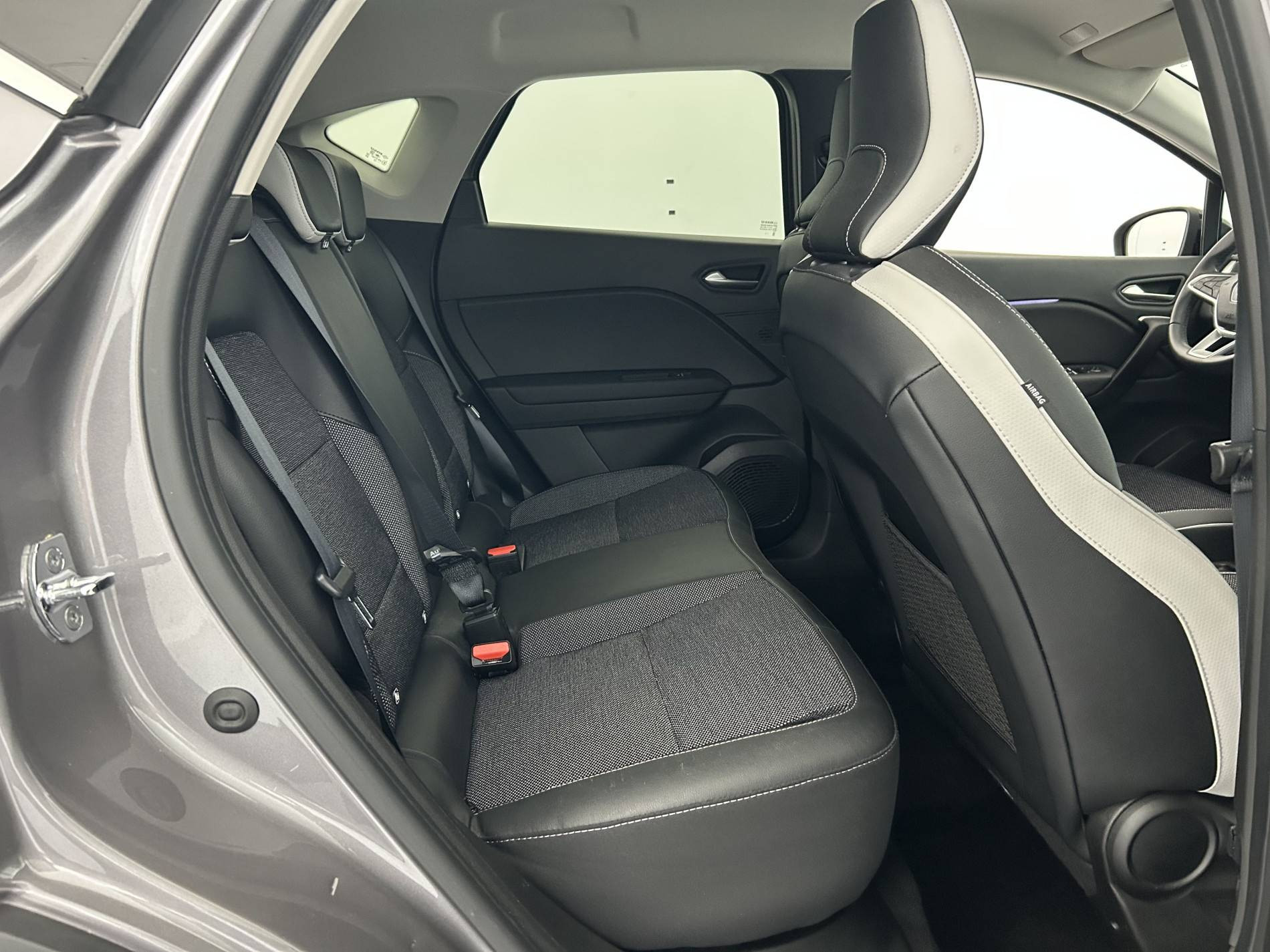 Vente en ligne Renault Captur  E-Tech 145 - 21 au prix de 18 990 €