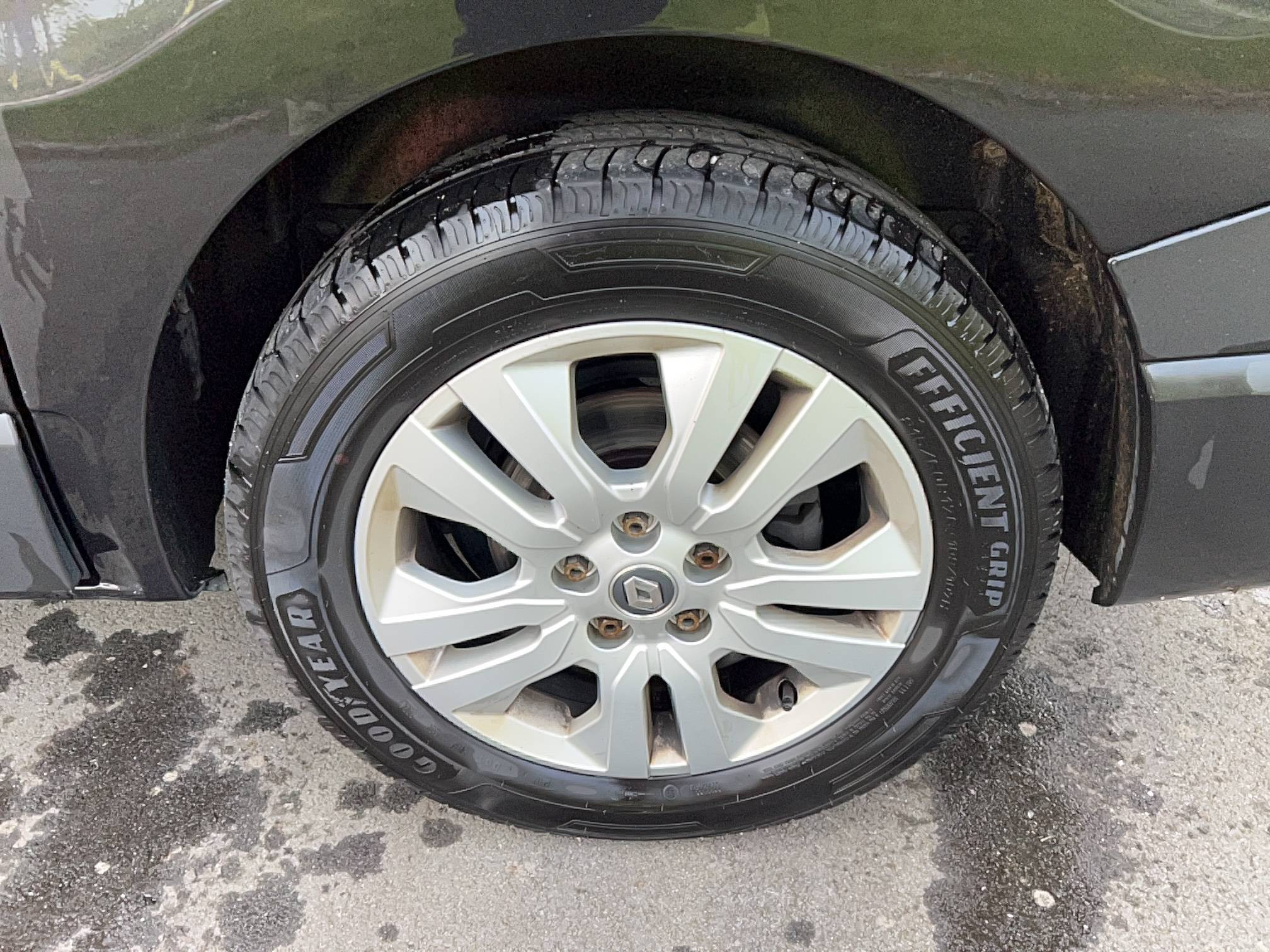 Vente en ligne Renault Trafic Cabine Approfondie TRAFIC CA L1H1 3000 KG BLUE DCI 150 EDC au prix de 23 990 €