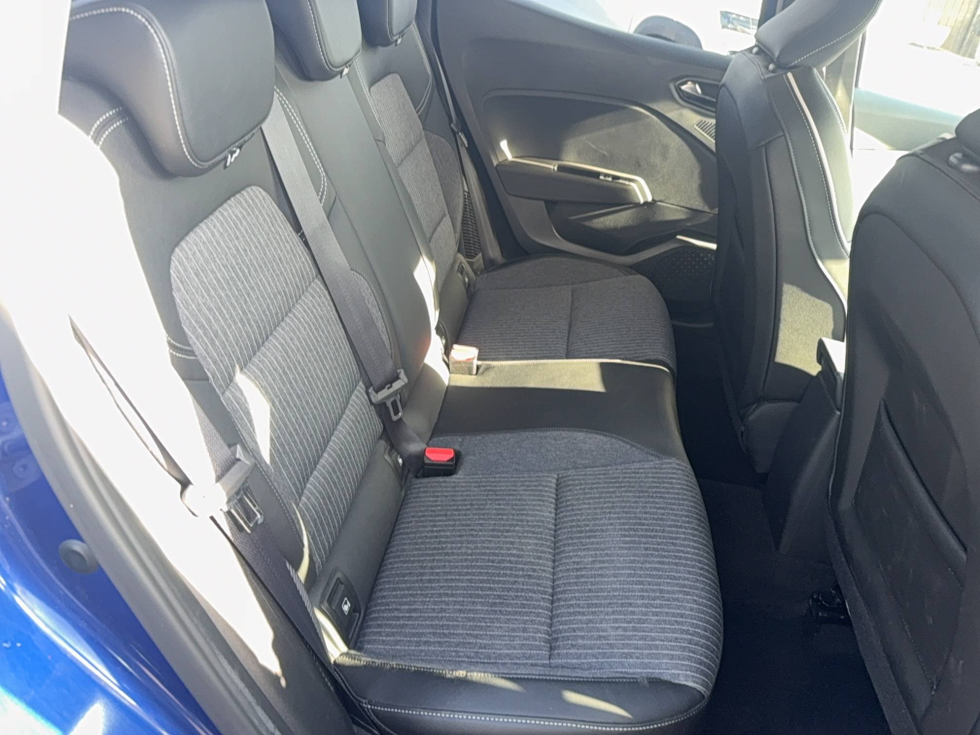 Vente en ligne Renault Clio 5 Clio E-Tech full hybrid 145 au prix de 18 490 €