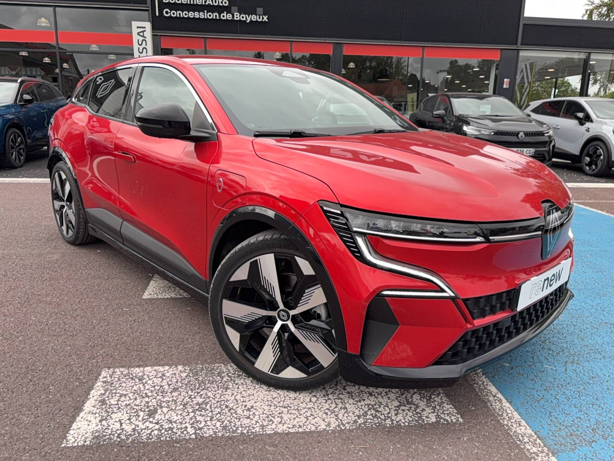 Vente en ligne Renault Megane E-Tech  EV60 220 ch super charge au prix de 27 990 €