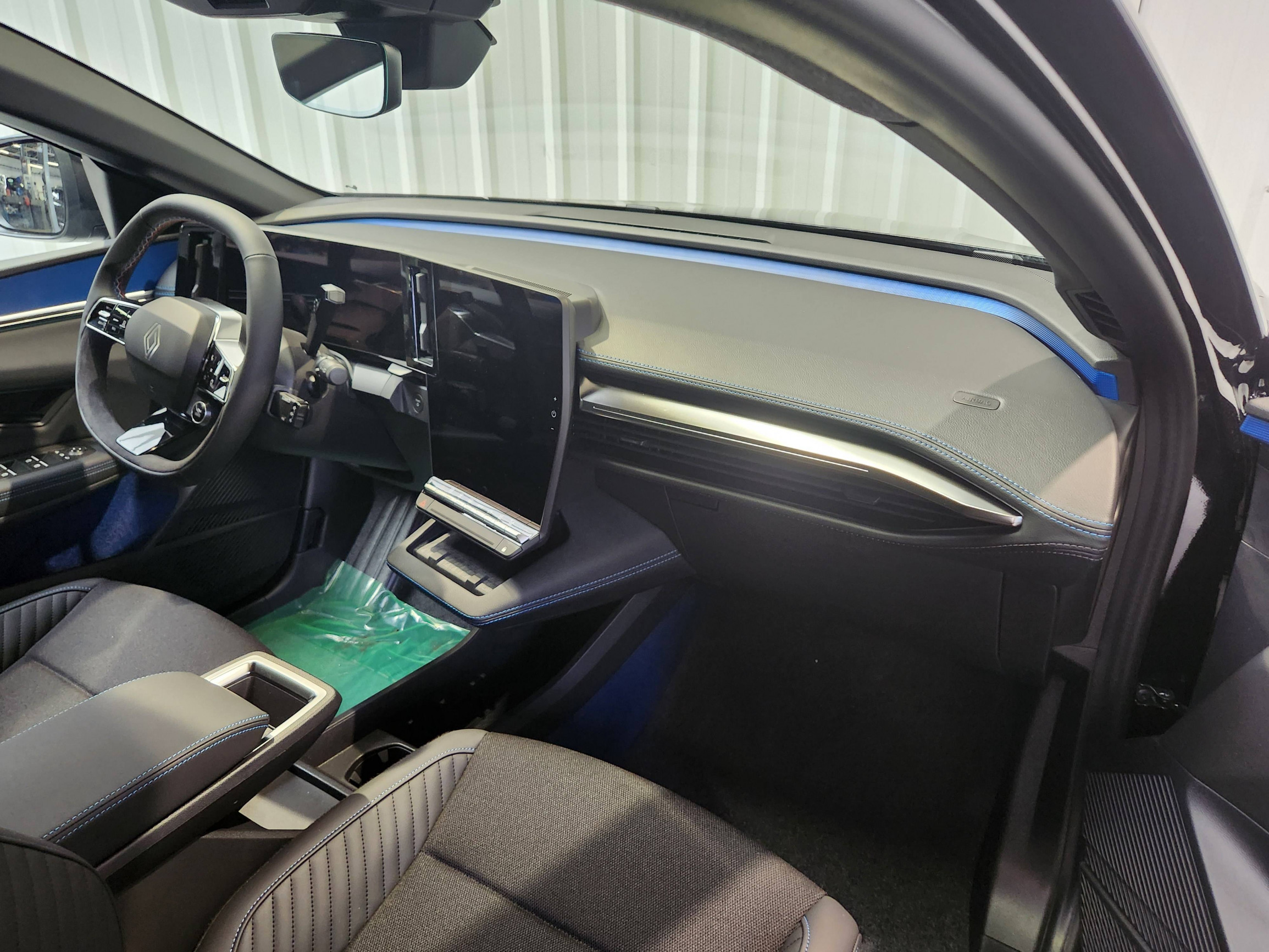 Vente en ligne Renault Megane E-Tech  220 ch autonomie confort au prix de 37 490 €