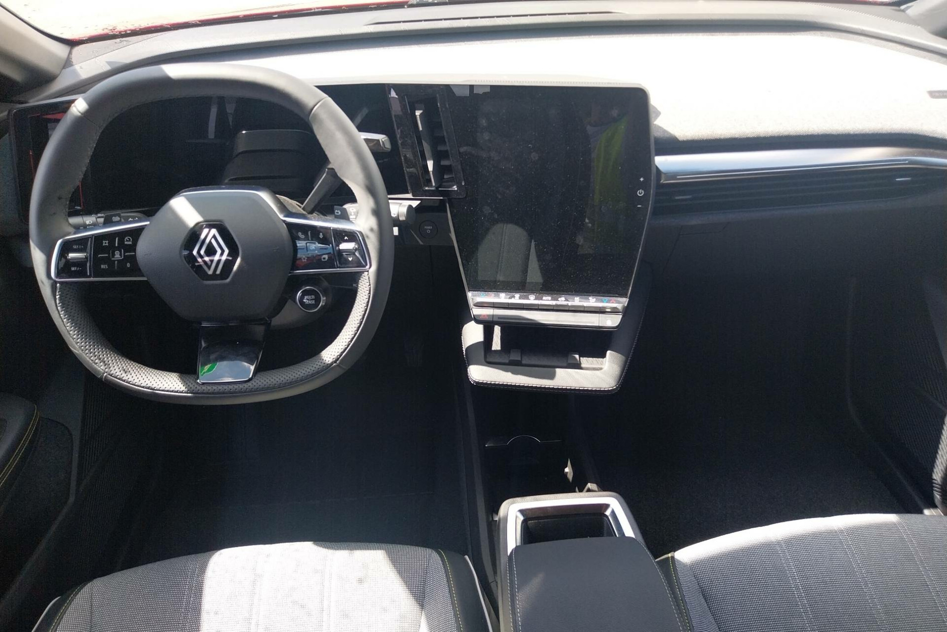 Vente en ligne Renault Megane E-Tech  220 ch autonomie confort GSR2 au prix de 30 990 €