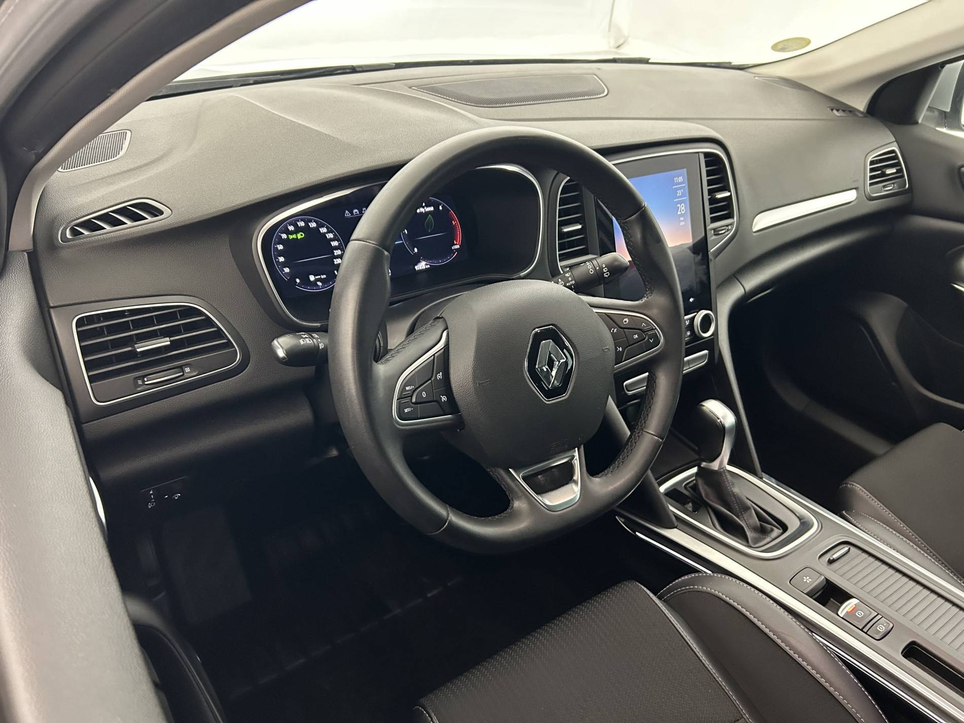 Vente en ligne Renault Megane 4 Estate Mégane IV Estate Blue dCi 115 EDC - 21N au prix de 15 990 €