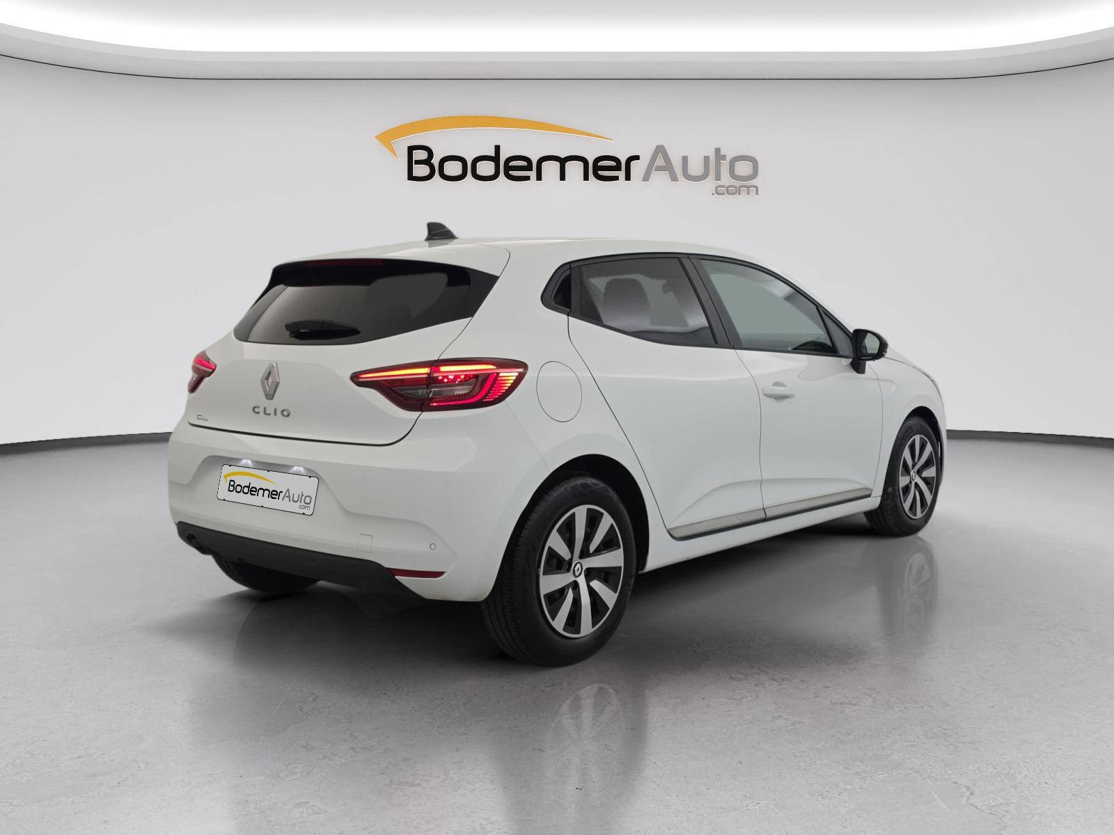 Vente en ligne Renault Clio 5 Clio TCe 90 au prix de 13 990 €