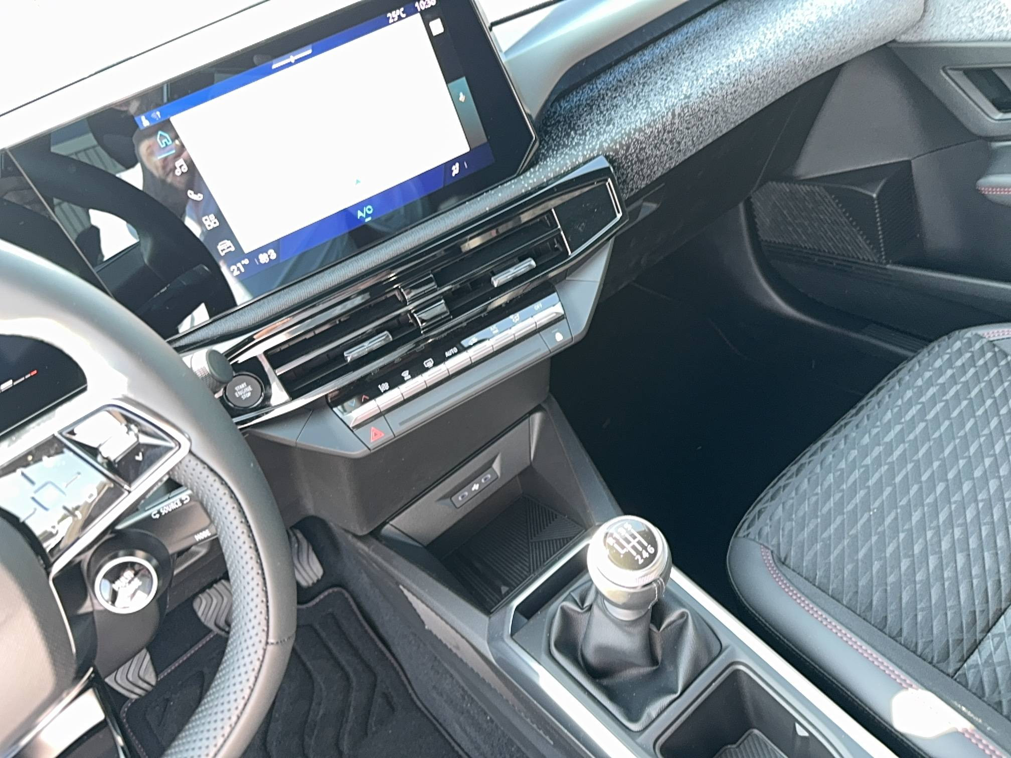 Vente en ligne Renault Clio 6 Clio TCe 115 ch au prix de 25 200 €