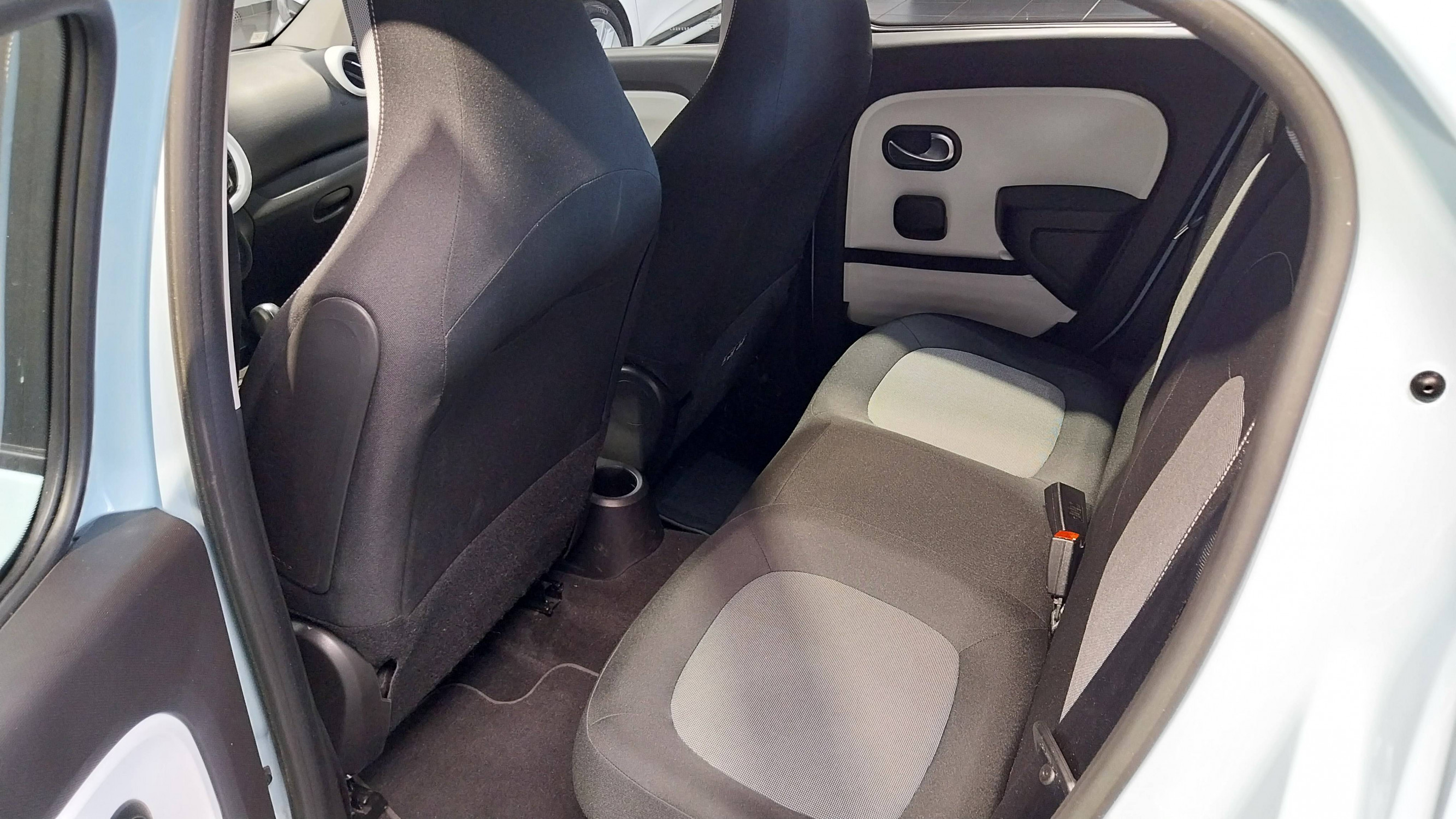 Vente en ligne Renault Twingo Electrique Twingo III E-Tech au prix de 11 990 €