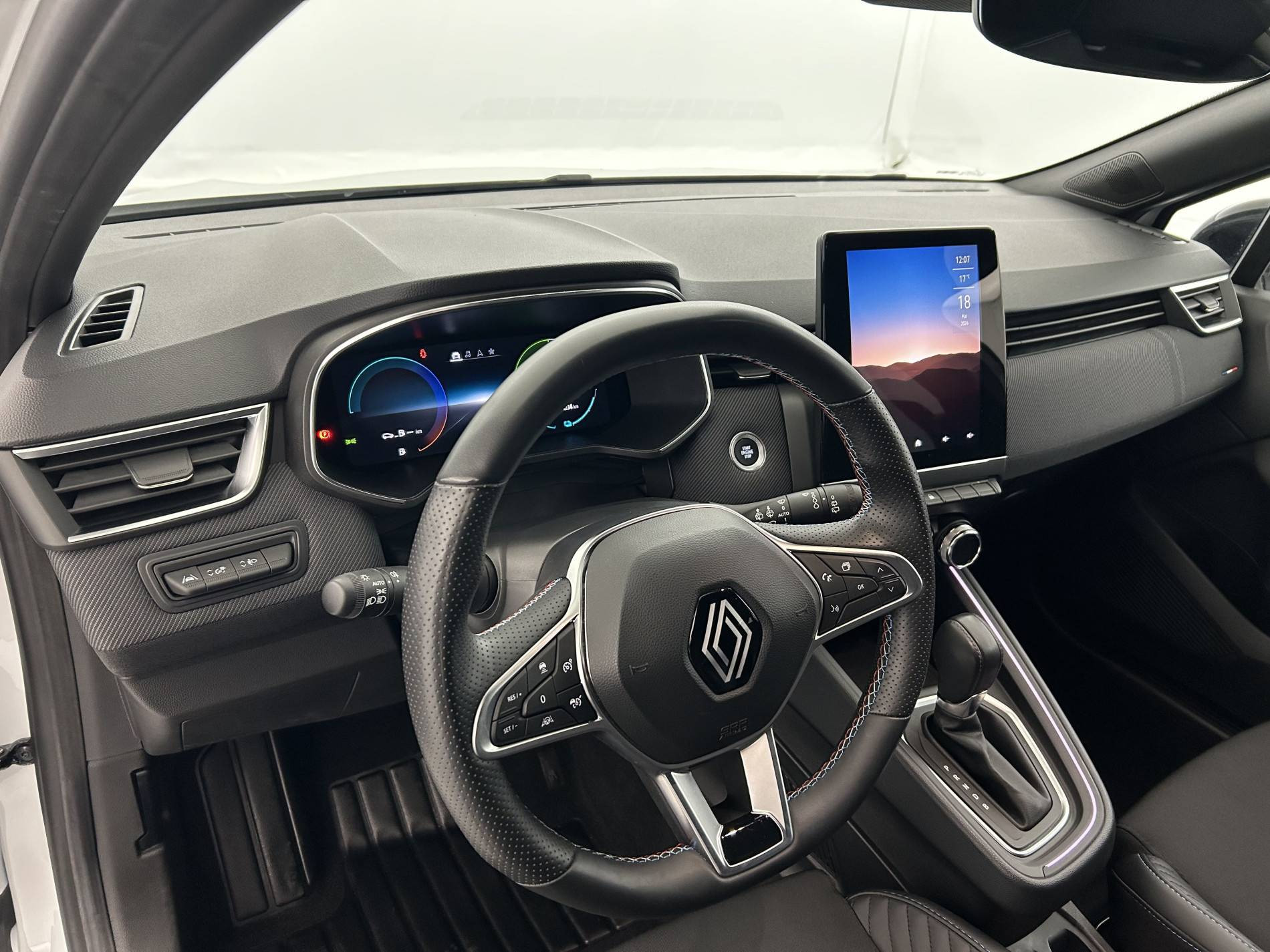 Vente en ligne Renault Clio 5 Clio E-Tech full hybrid 145 au prix de 20 500 €