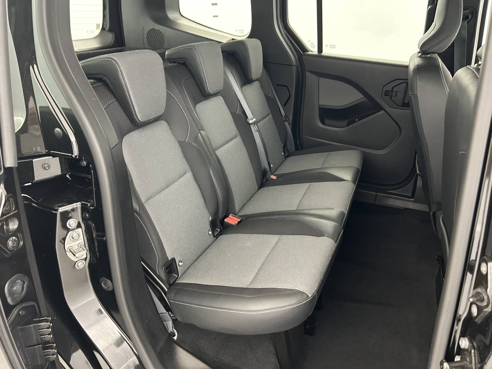 Vente en ligne Renault Kangoo  TCe 100 au prix de 19 990 €