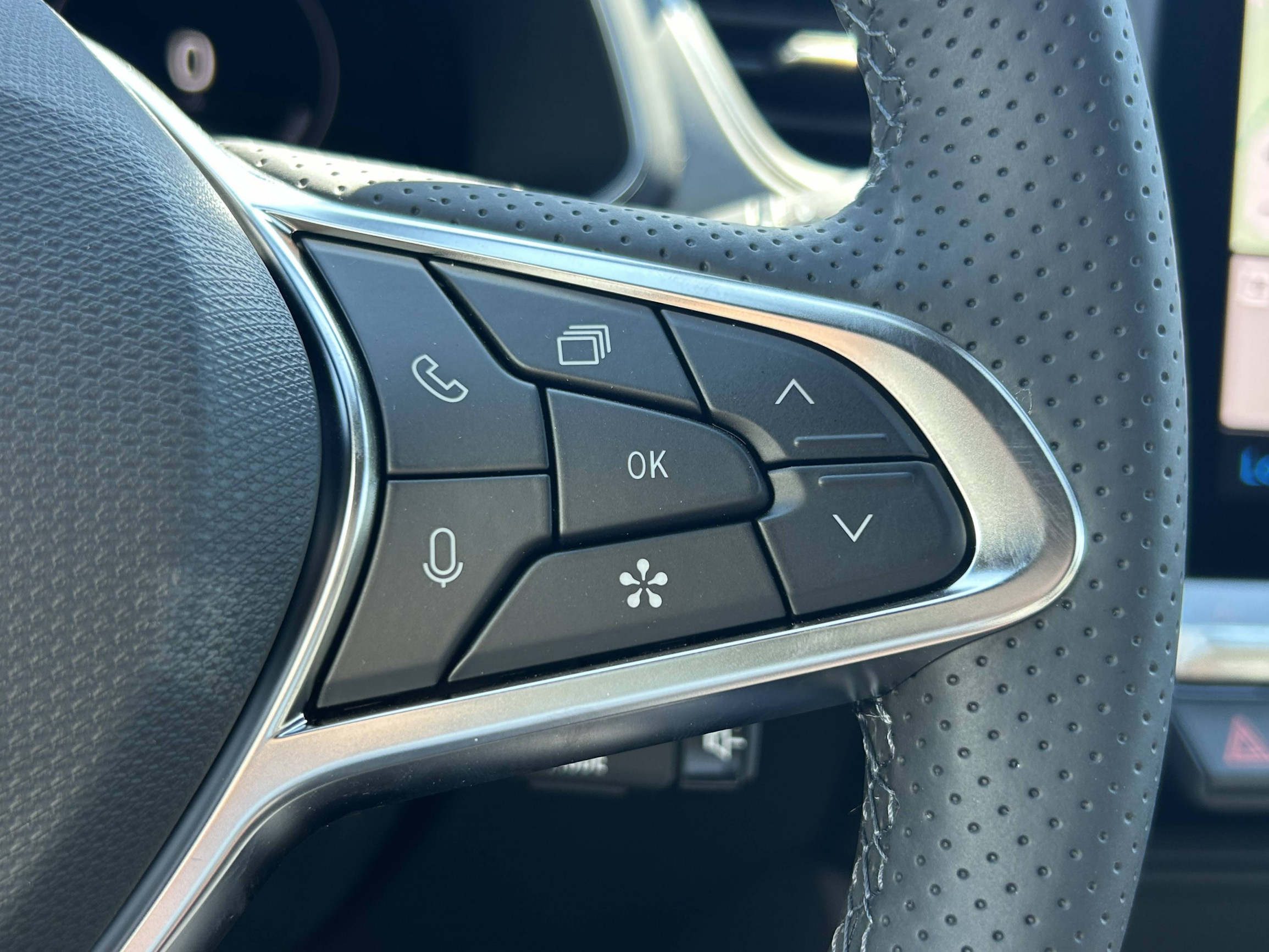 Vente en ligne Renault Captur  E-Tech full hybrid 160 ch au prix de 29 890 €