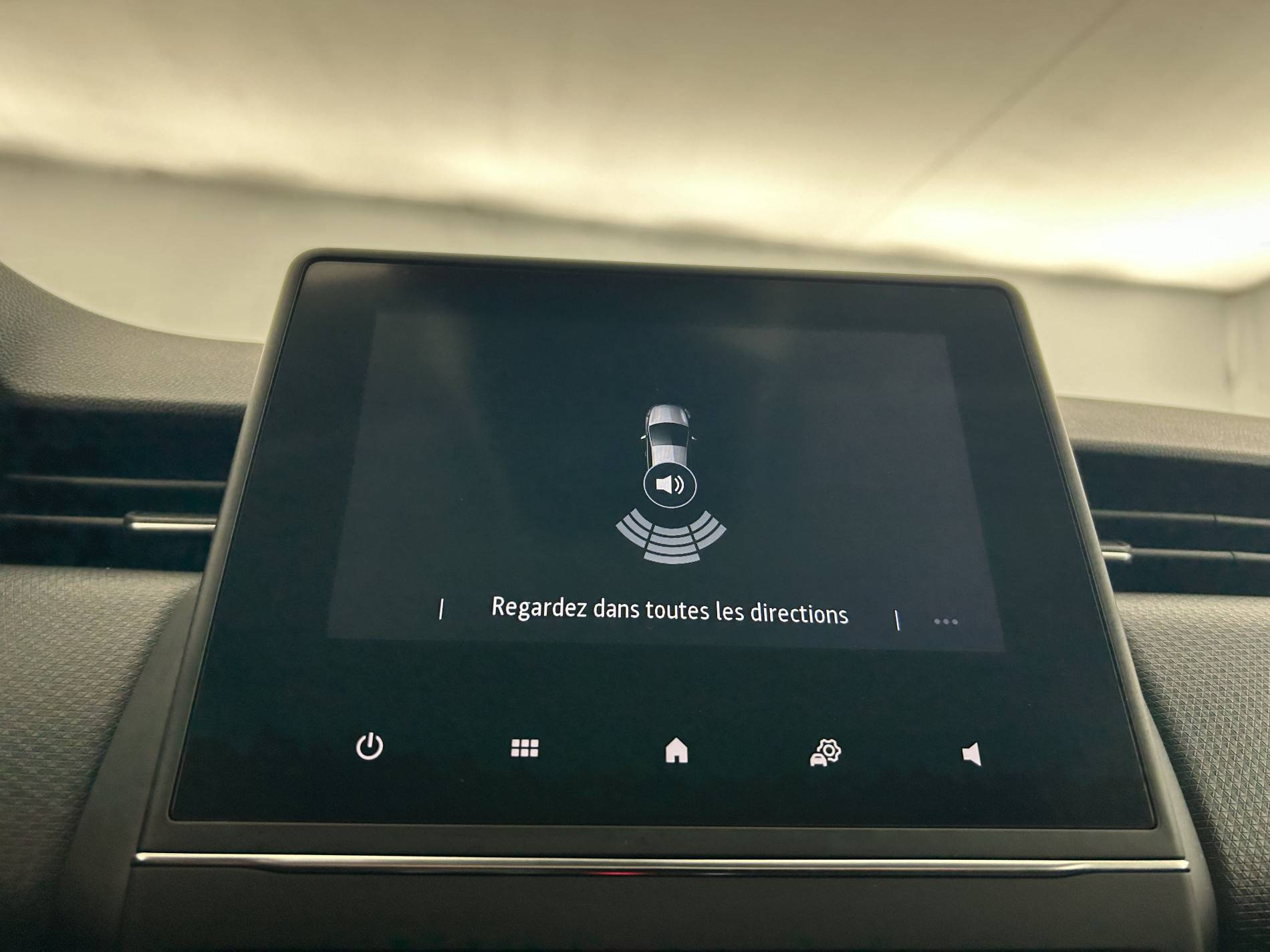 Vente en ligne Renault Clio 5 Clio Blue dCi 100 - 21N au prix de 13 890 €