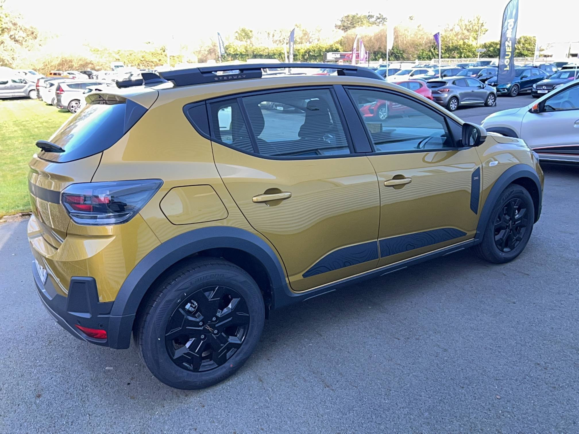 Vente en ligne Dacia Sandero Sandero ECO-G 120 auto au prix de 21 990 €