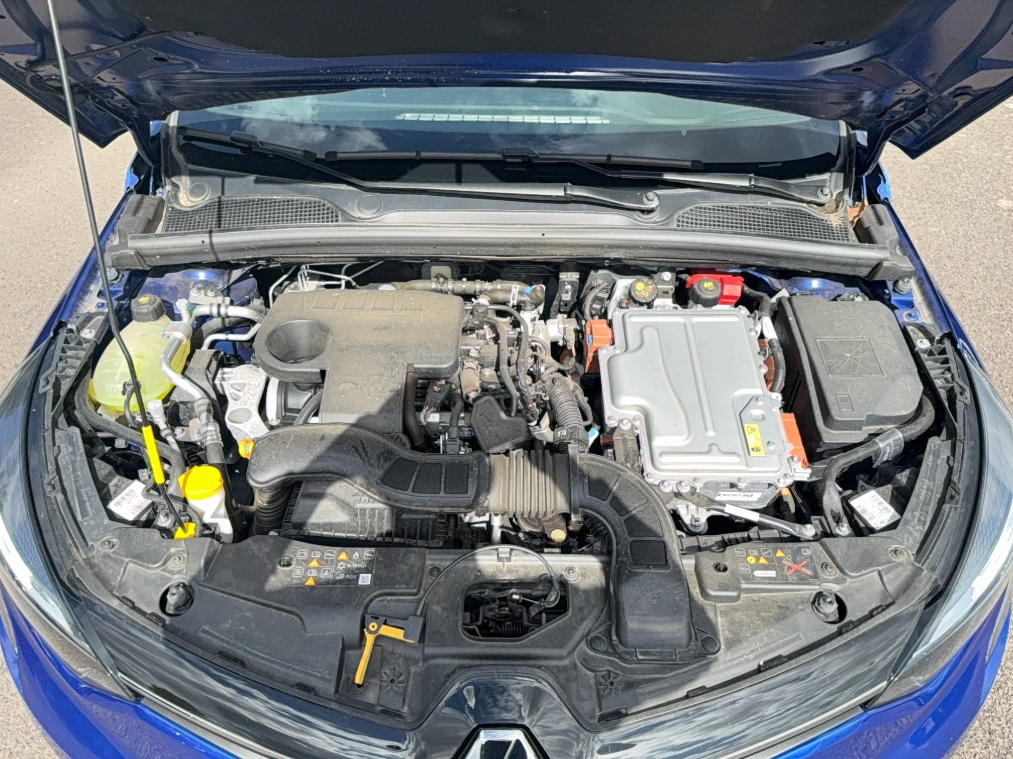 Vente en ligne Renault Clio 5 Clio E-Tech full hybrid 145 au prix de 16 690 €