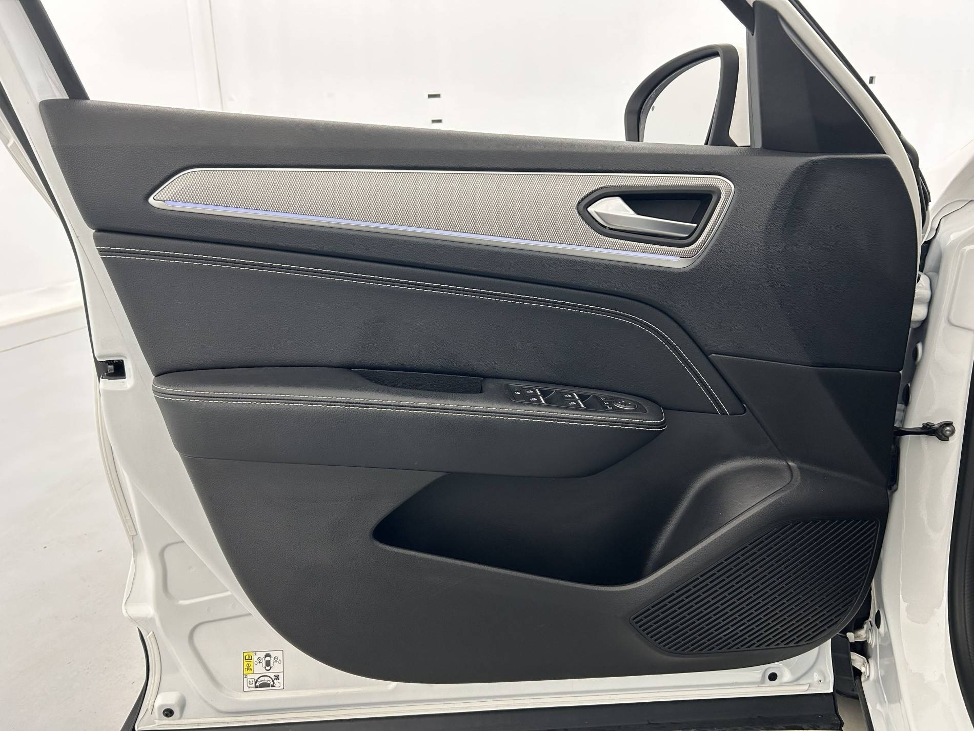 Vente en ligne Renault Arkana  E-Tech hybride 145 - 22 au prix de 20 990 €