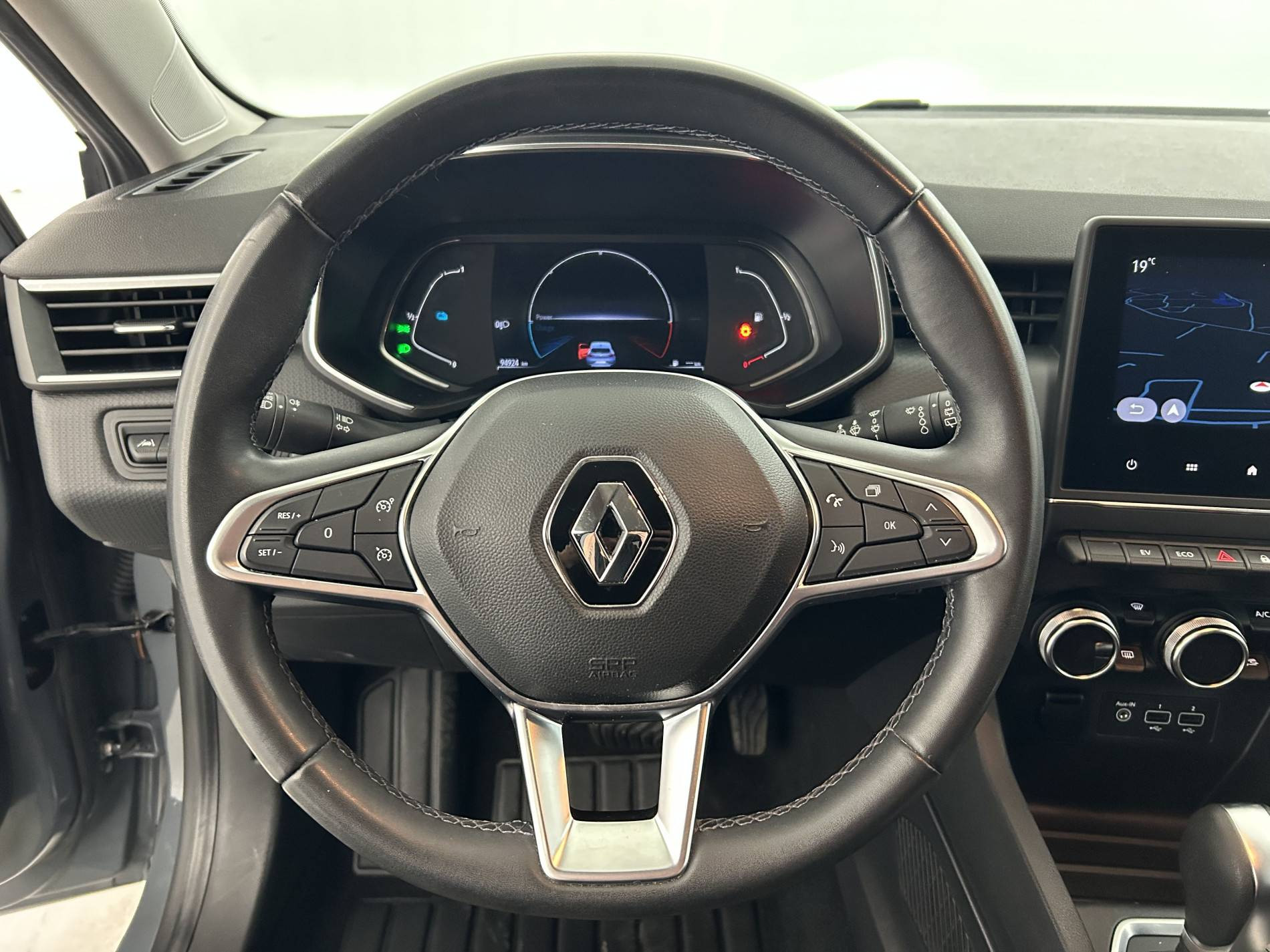 Vente en ligne Renault Clio 5 Clio E-Tech 140 - 21 au prix de 12 890 €