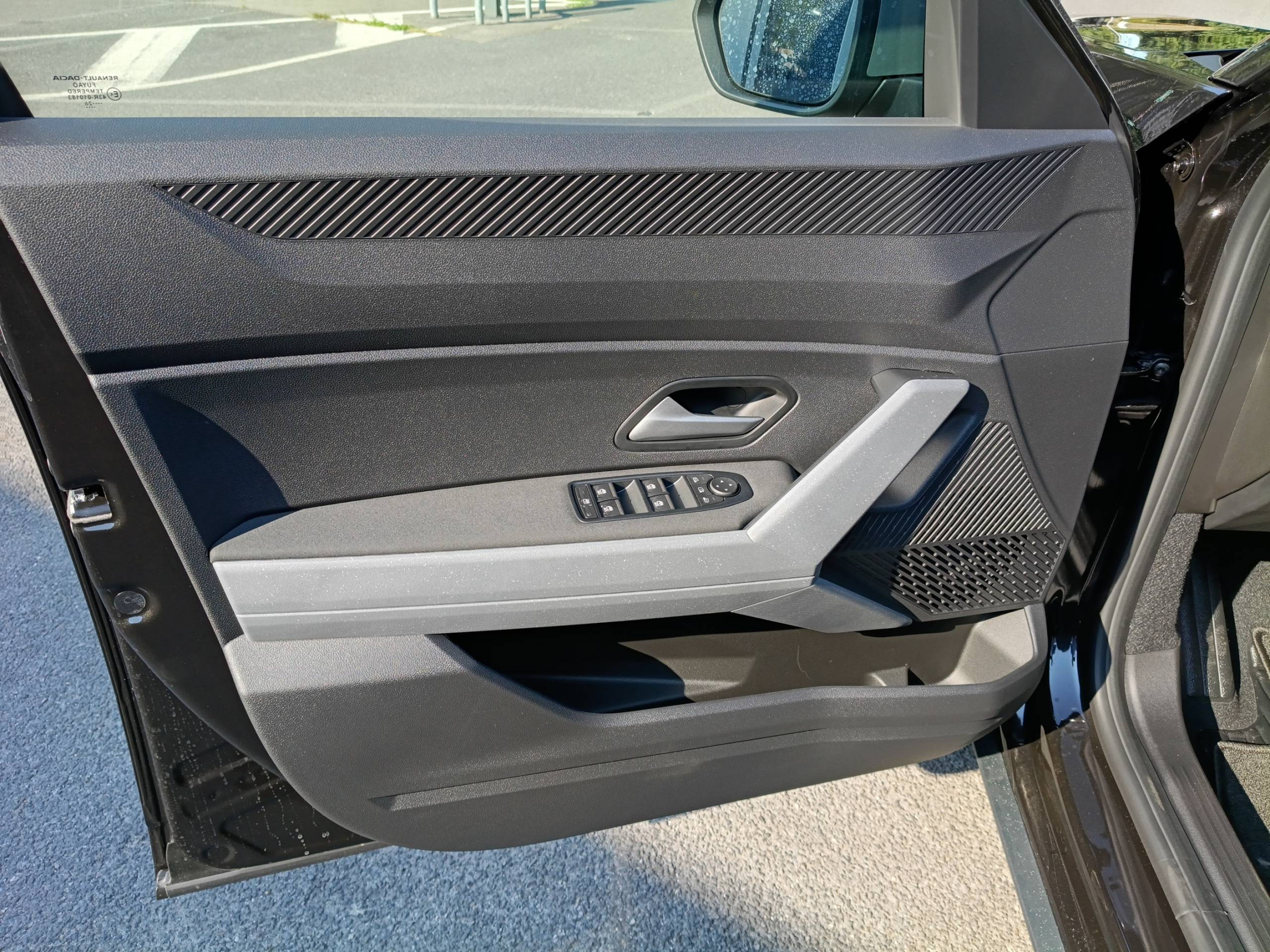 Vente en ligne Dacia Duster  ECO-G 120 auto au prix de 25 990 €